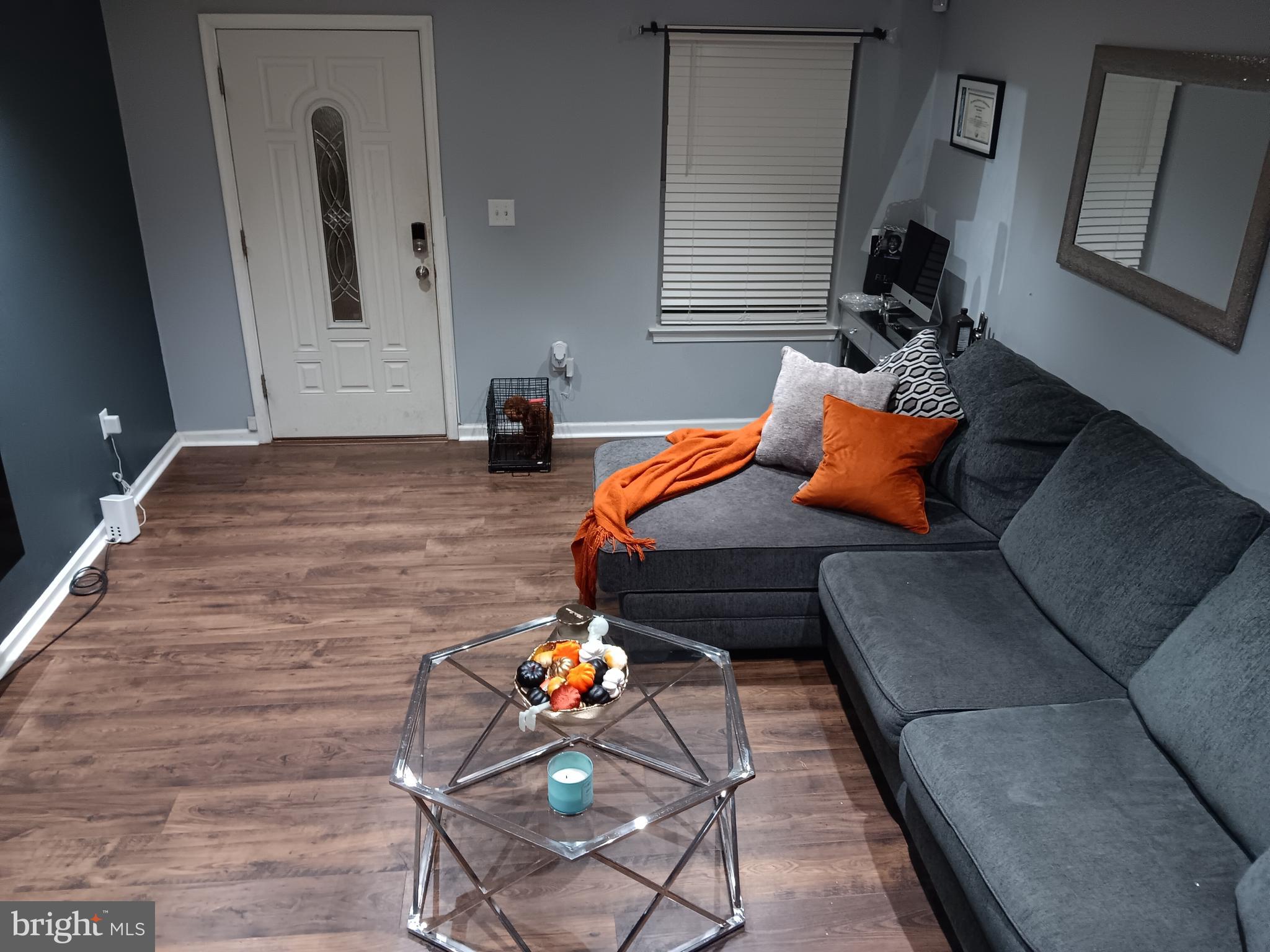 SHARSWOOD - Residential