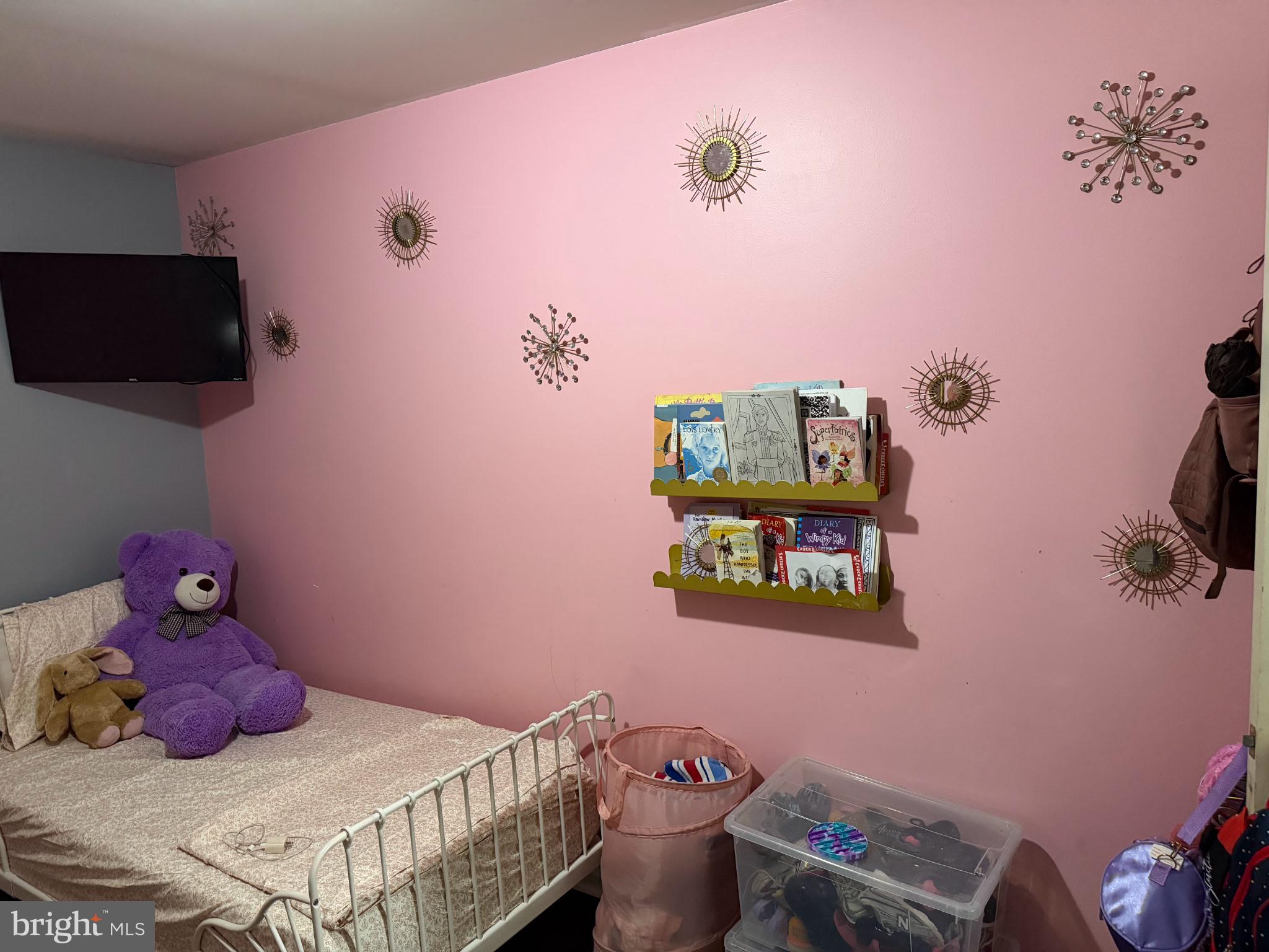 SHARSWOOD - Residential