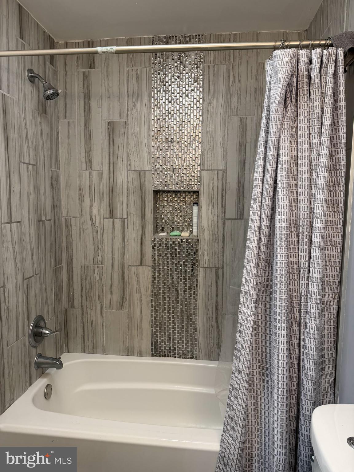 SHARSWOOD - Residential