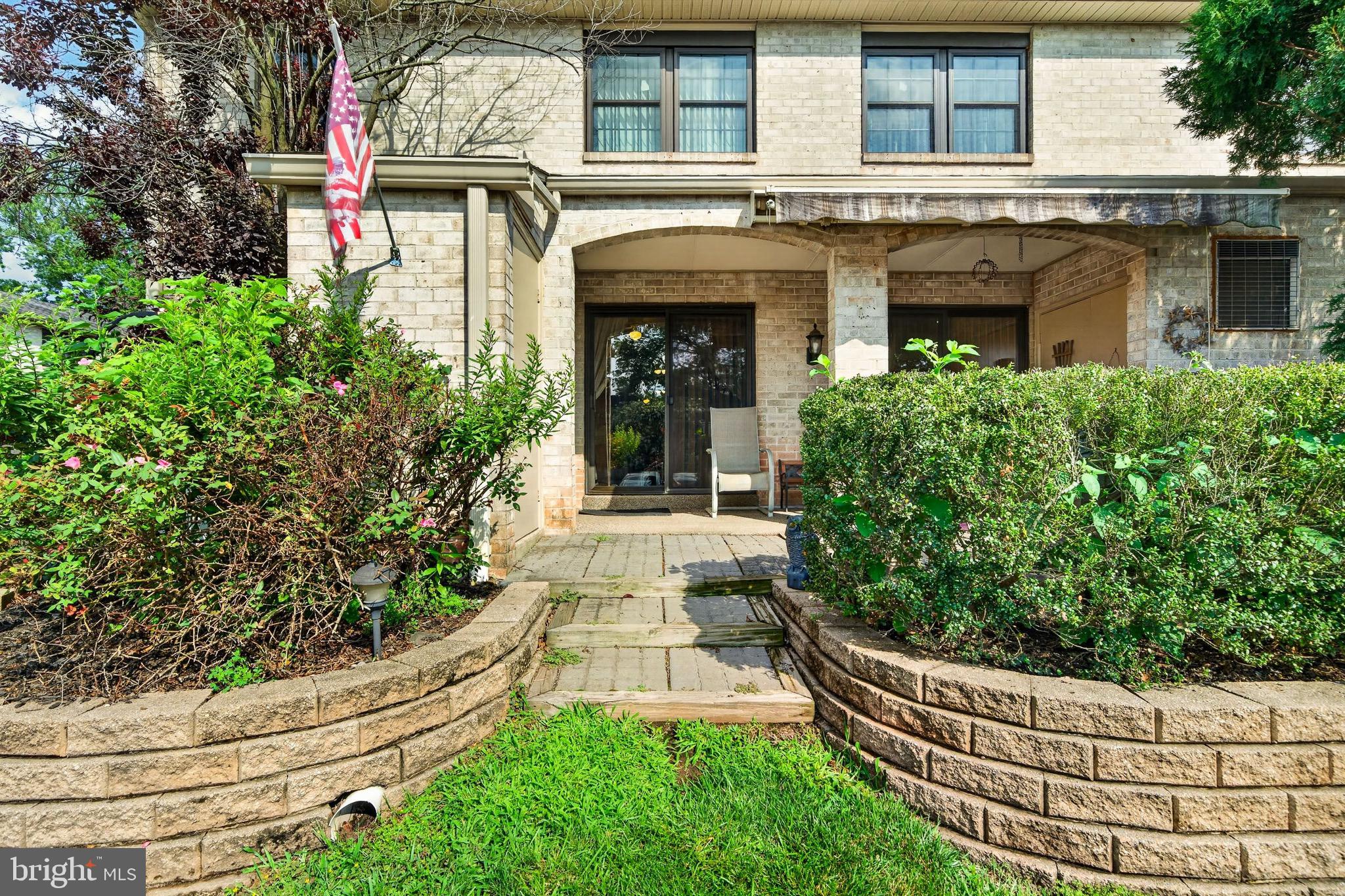 25 PROVIDENCE FORGE ROAD