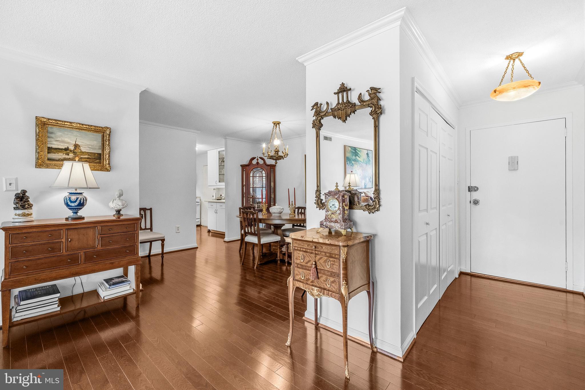 1300 ARMY NAVY DRIVE 608