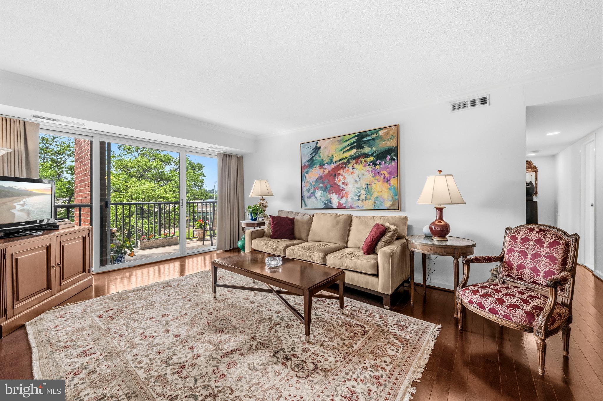 1300 ARMY NAVY DRIVE 608