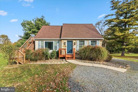 52 W MAIN STREET ELVERSON PA 19520