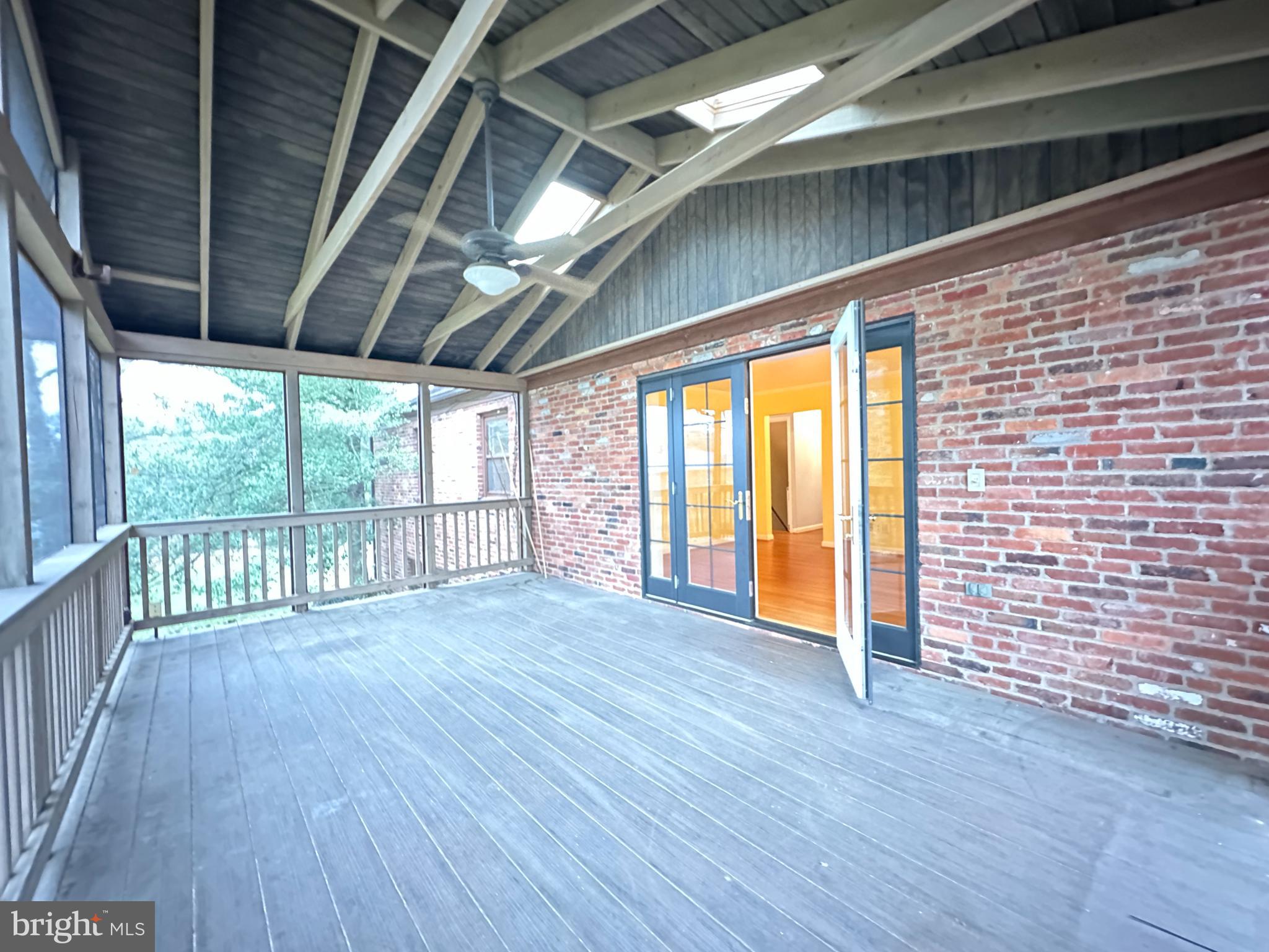 EL NIDO ESTATES - Residential Lease