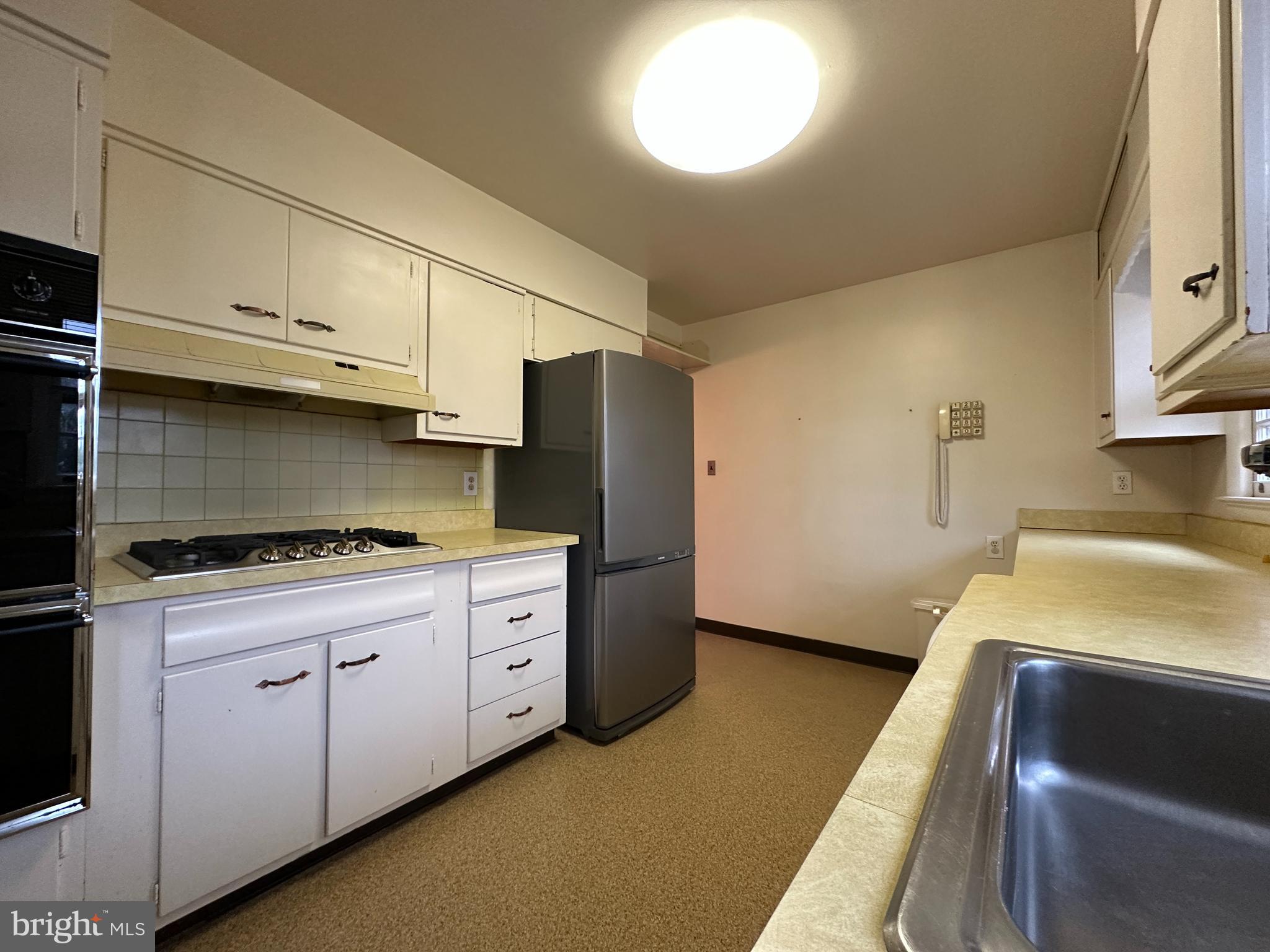 EL NIDO ESTATES - Residential Lease