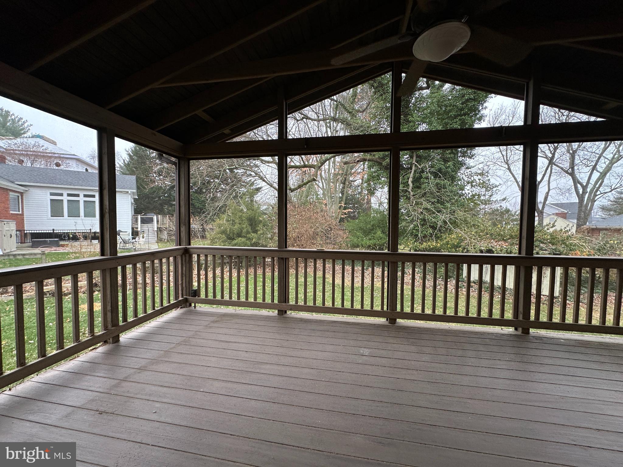 EL NIDO ESTATES - Residential Lease