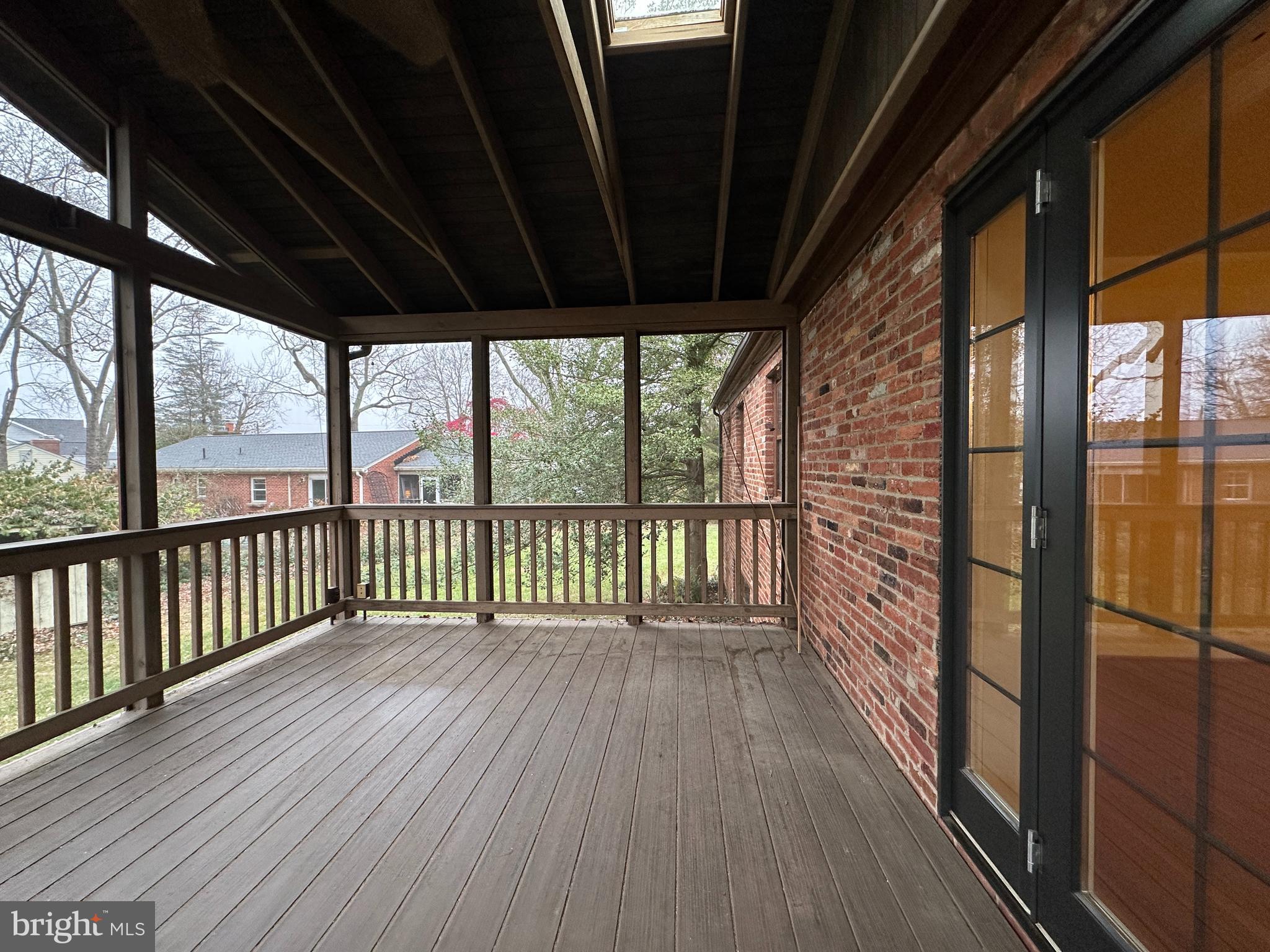 EL NIDO ESTATES - Residential Lease