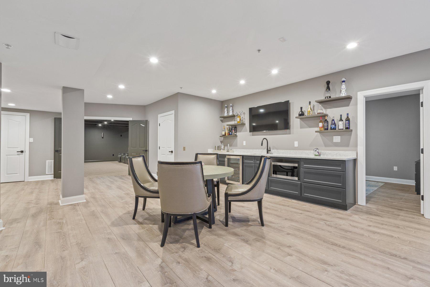 FAIRWOOD - Residential