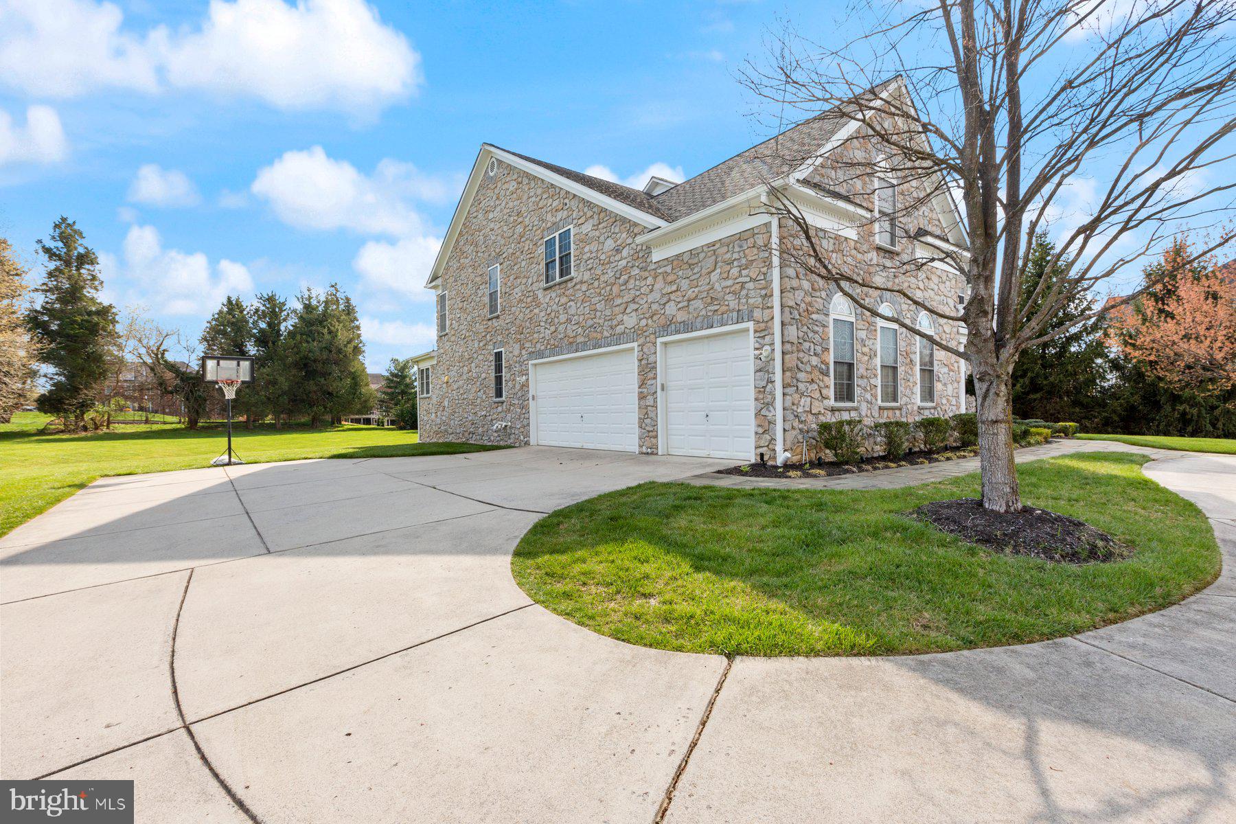 FAIRWOOD - Residential