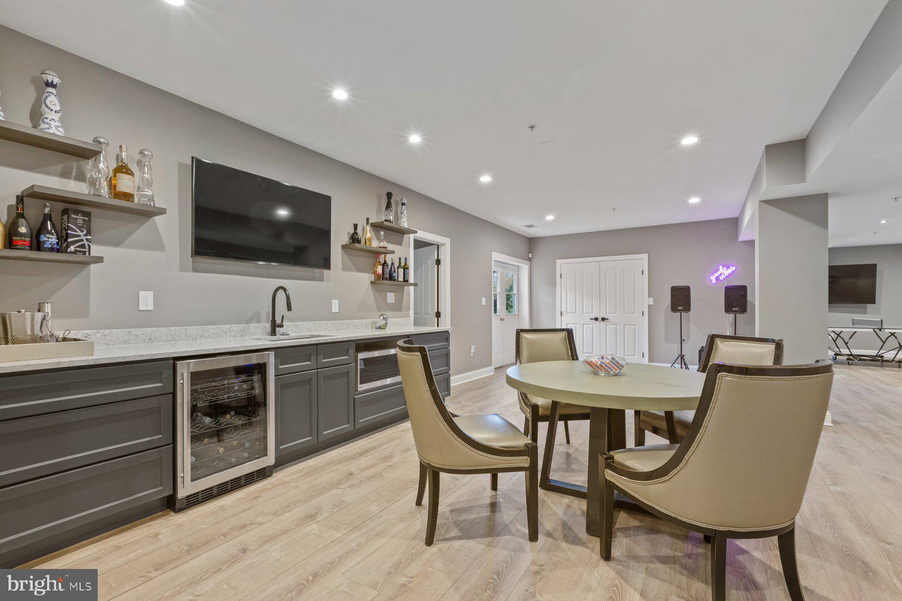 FAIRWOOD - Residential