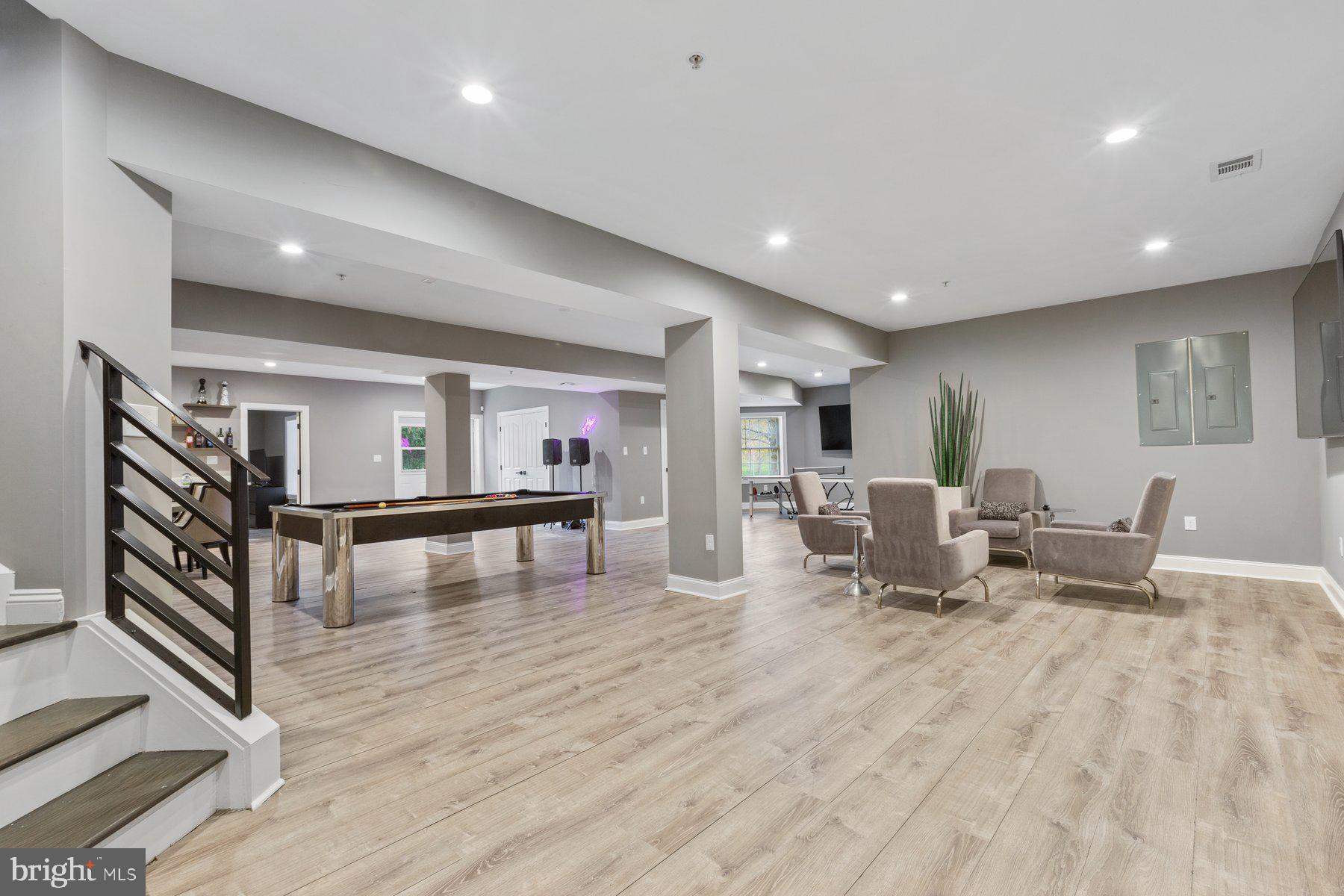 FAIRWOOD - Residential