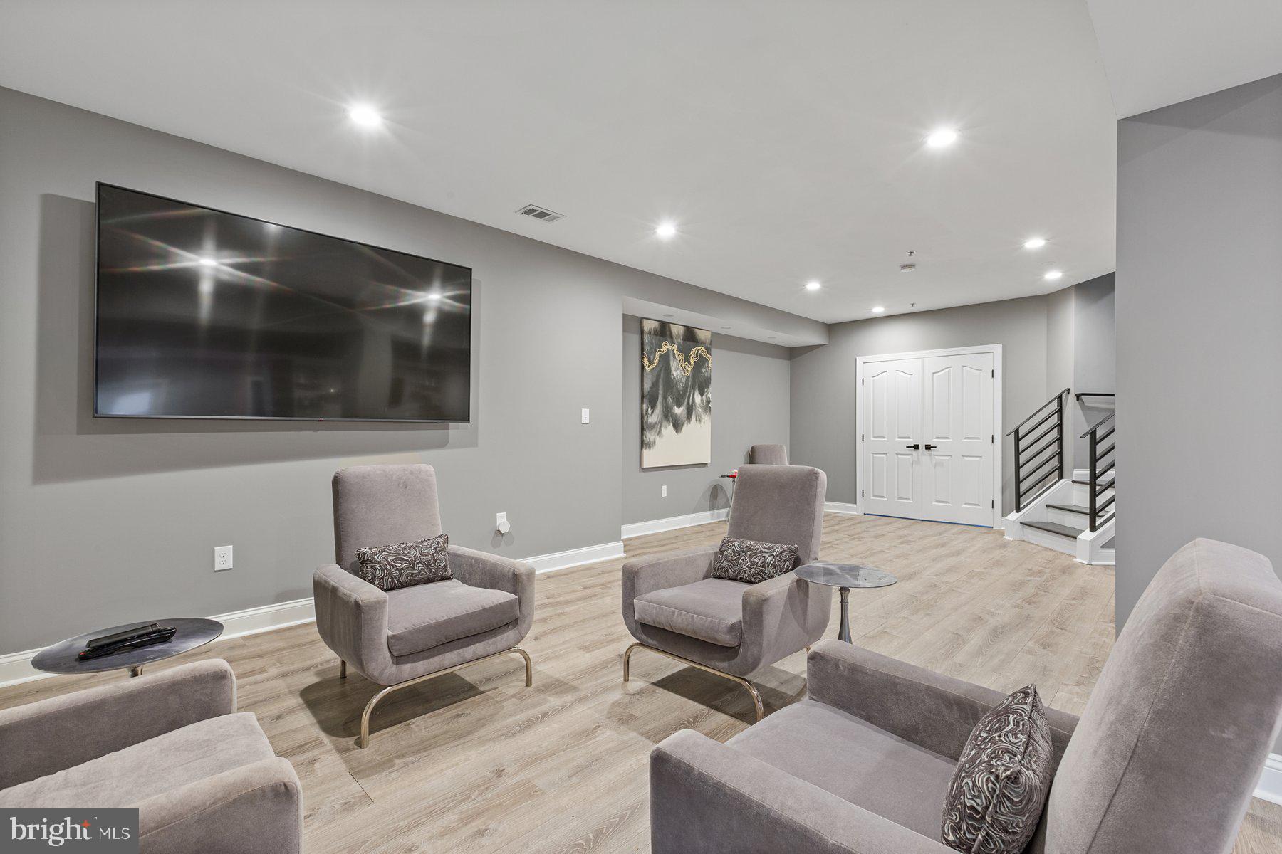 FAIRWOOD - Residential