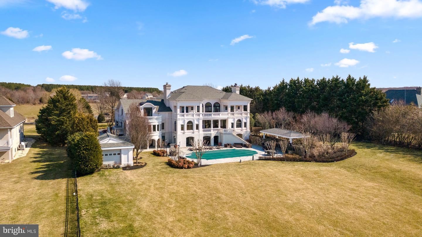 WOLF FARM - Residential