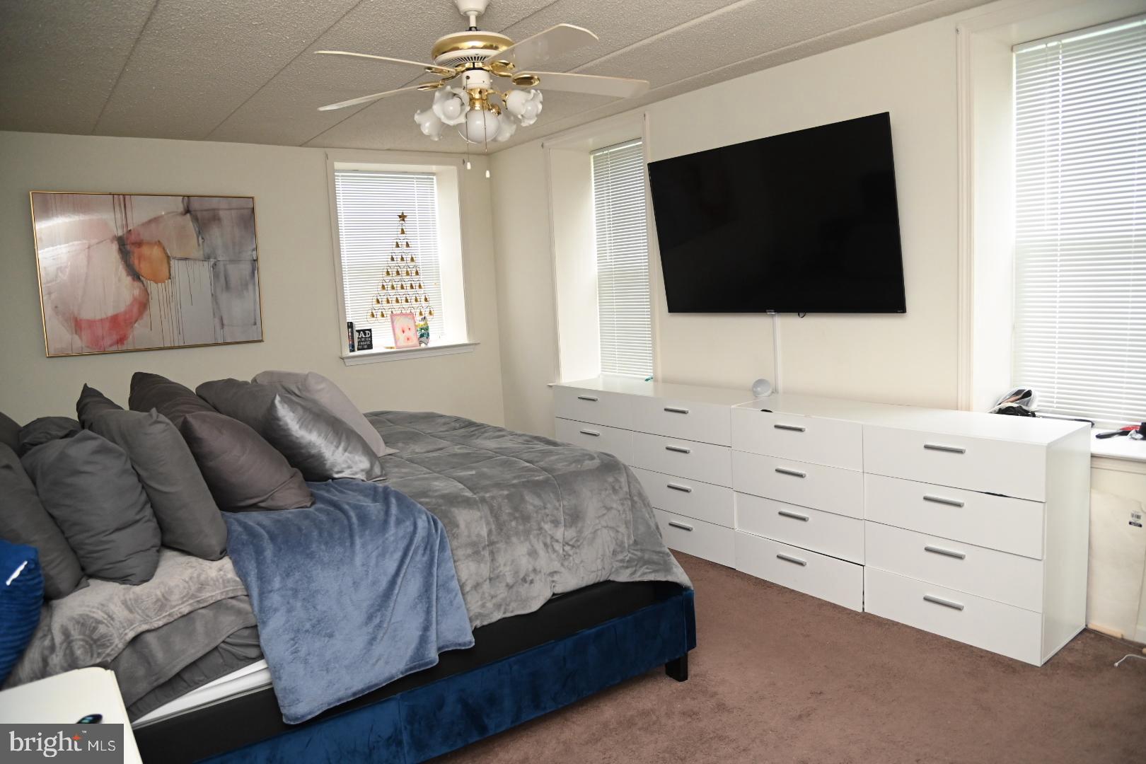 CENTENNIAL STATION - Residential