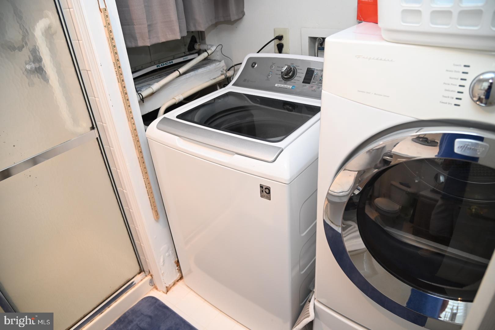 CENTENNIAL STATION - Residential