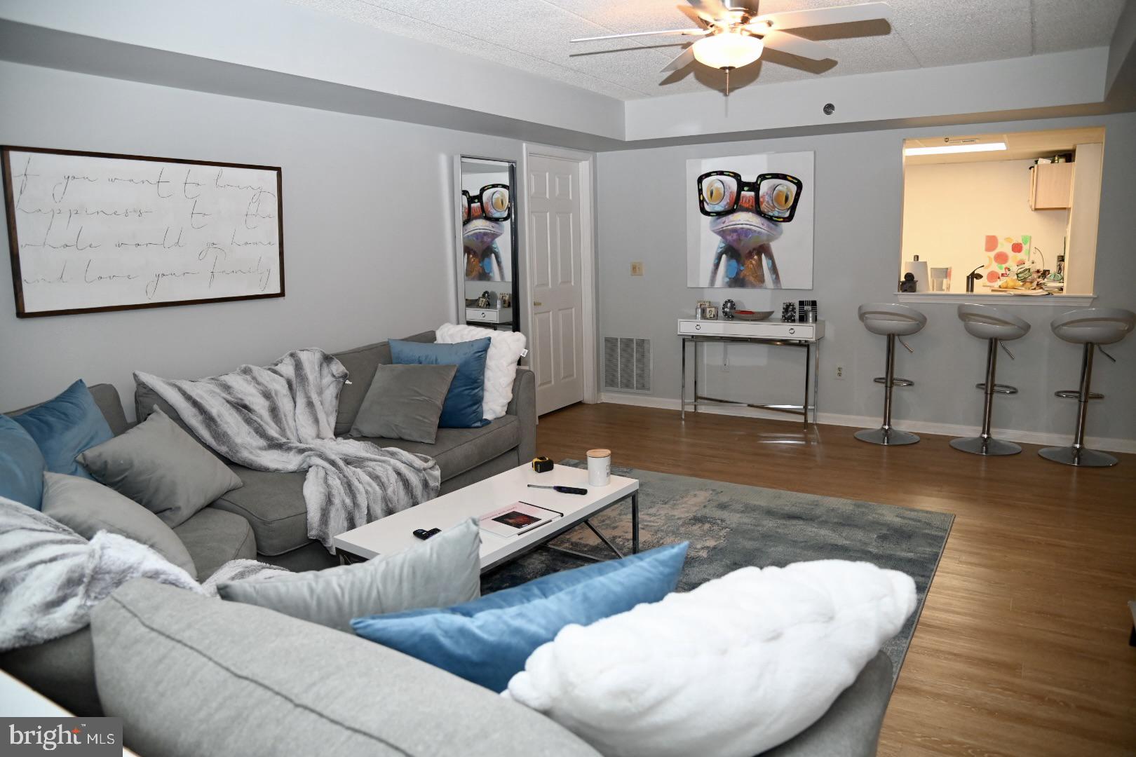 CENTENNIAL STATION - Residential