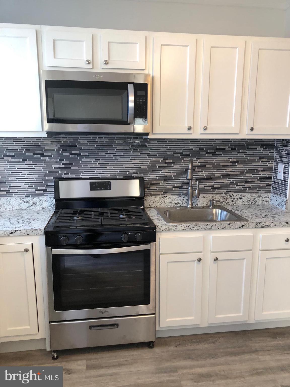BROADWAY EAST - Residential Lease