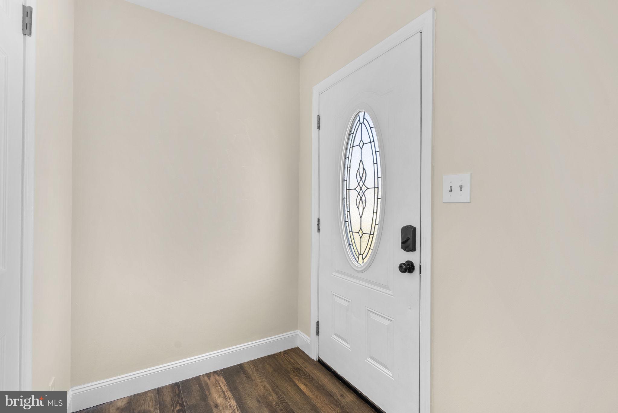 GOLDEN BEACH - Residential