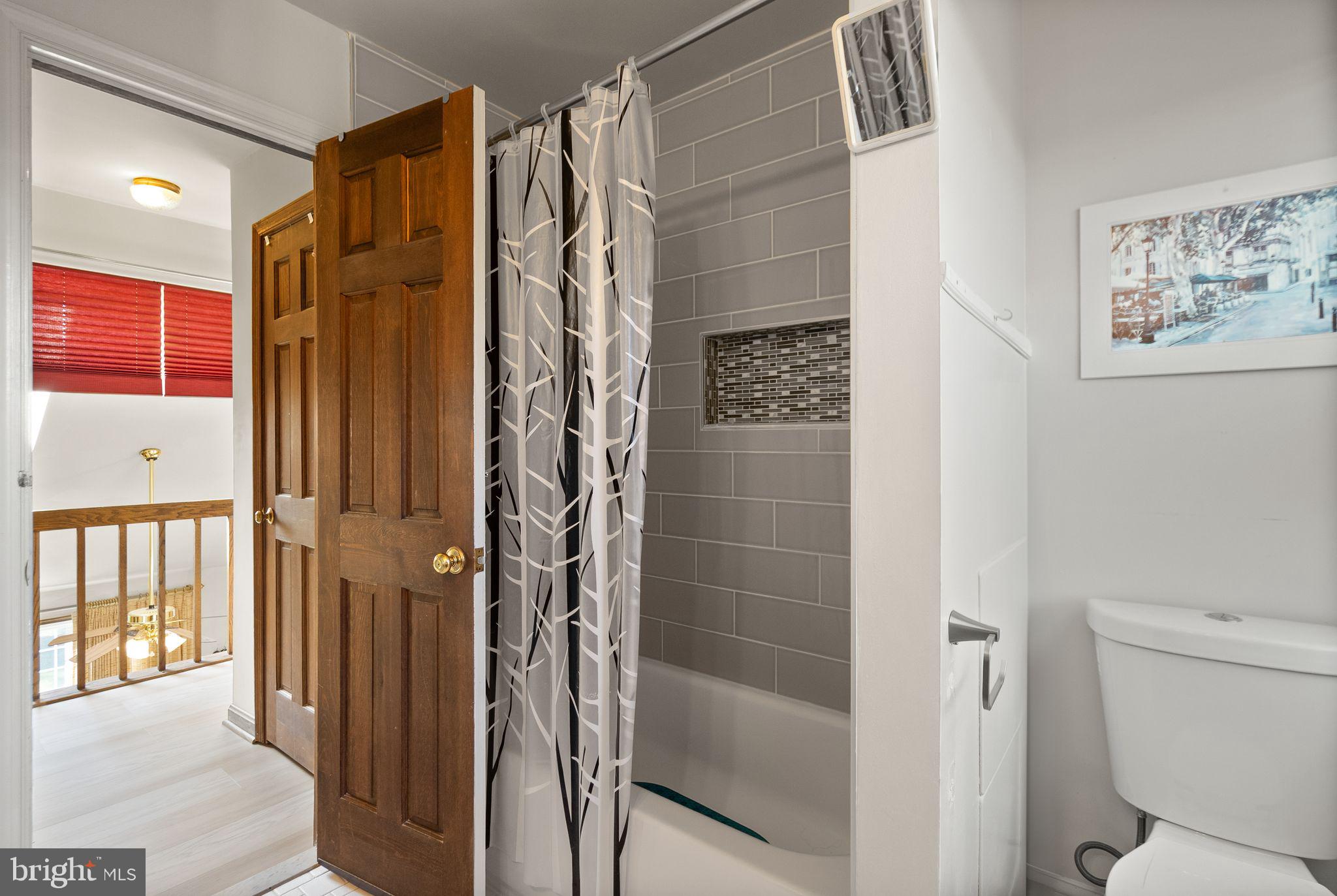 LAKE FAIRFAX PARK ESTATE - Residential