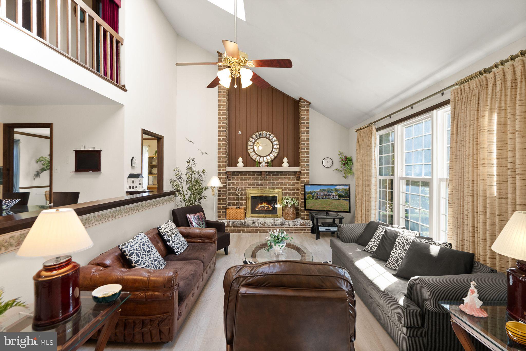 LAKE FAIRFAX PARK ESTATE - Residential