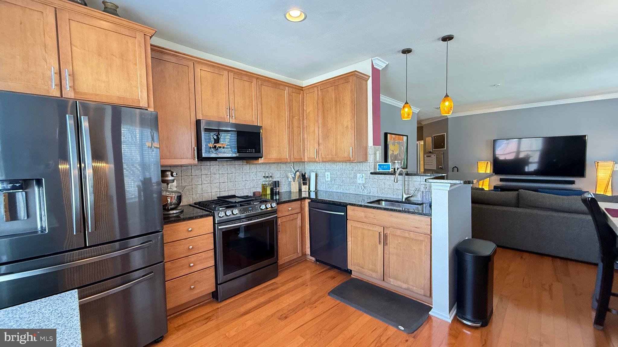 WHITE FLINT STATION - Residential