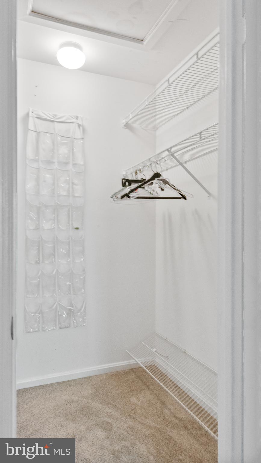 LOVETON FARMS - Residential