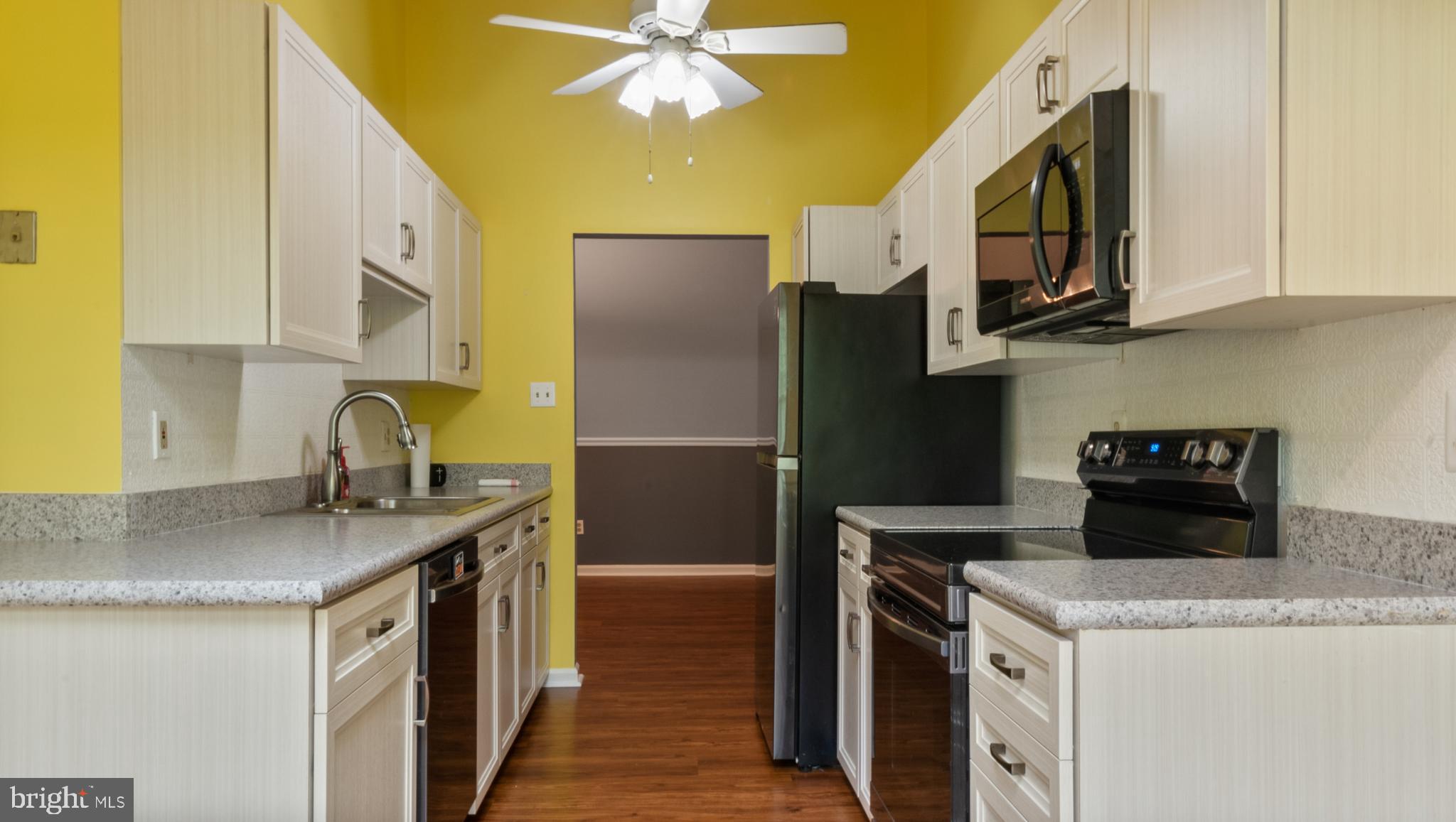 LOVETON FARMS - Residential