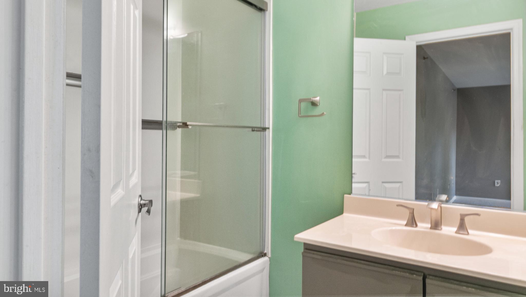 LOVETON FARMS - Residential