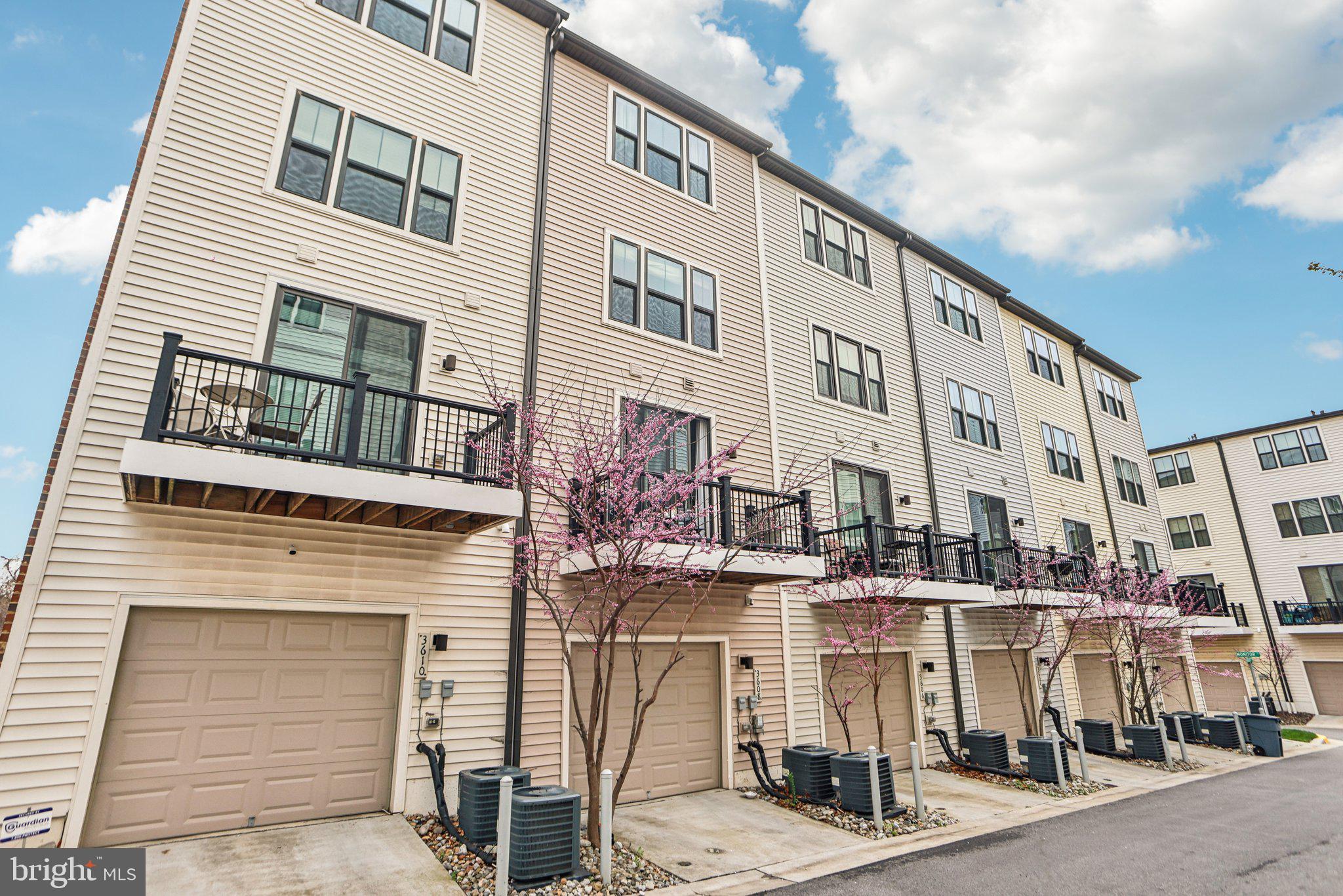 EDITORS PARK - Residential