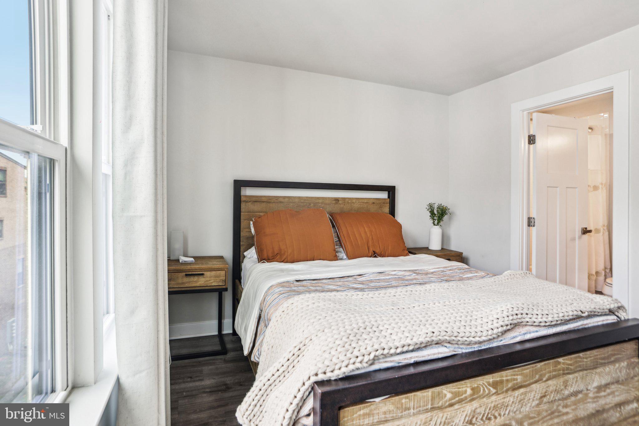 EDITORS PARK - Residential