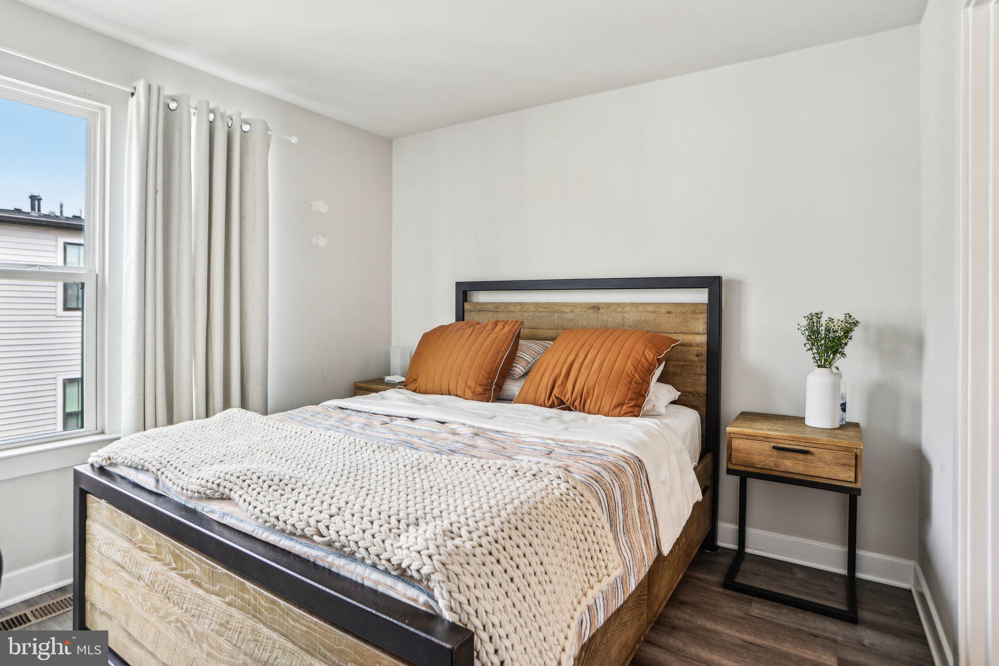 EDITORS PARK - Residential