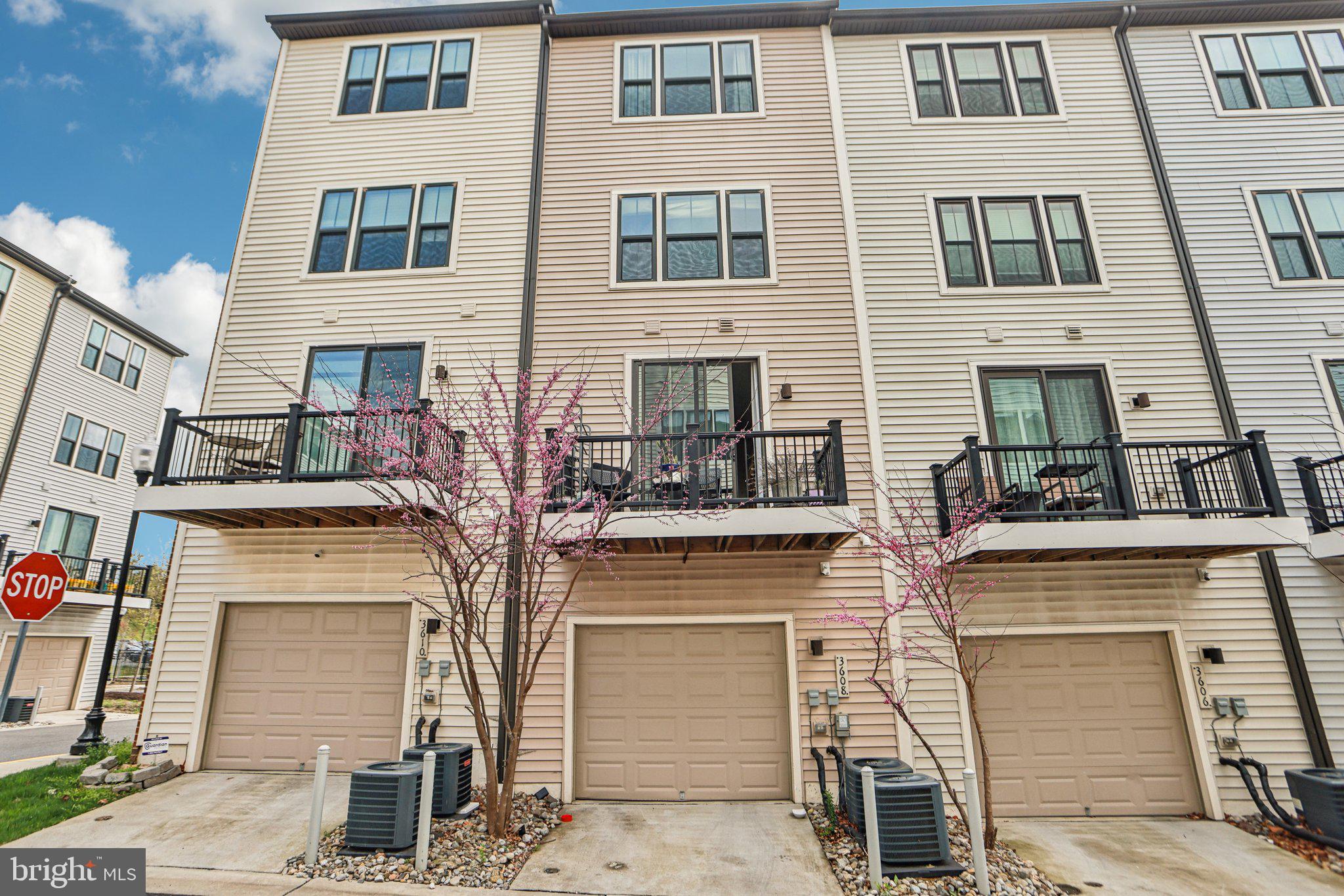 EDITORS PARK - Residential