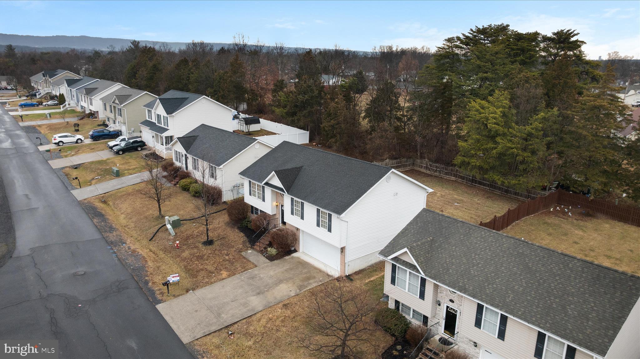 INWOOD MEADOWS - Residential