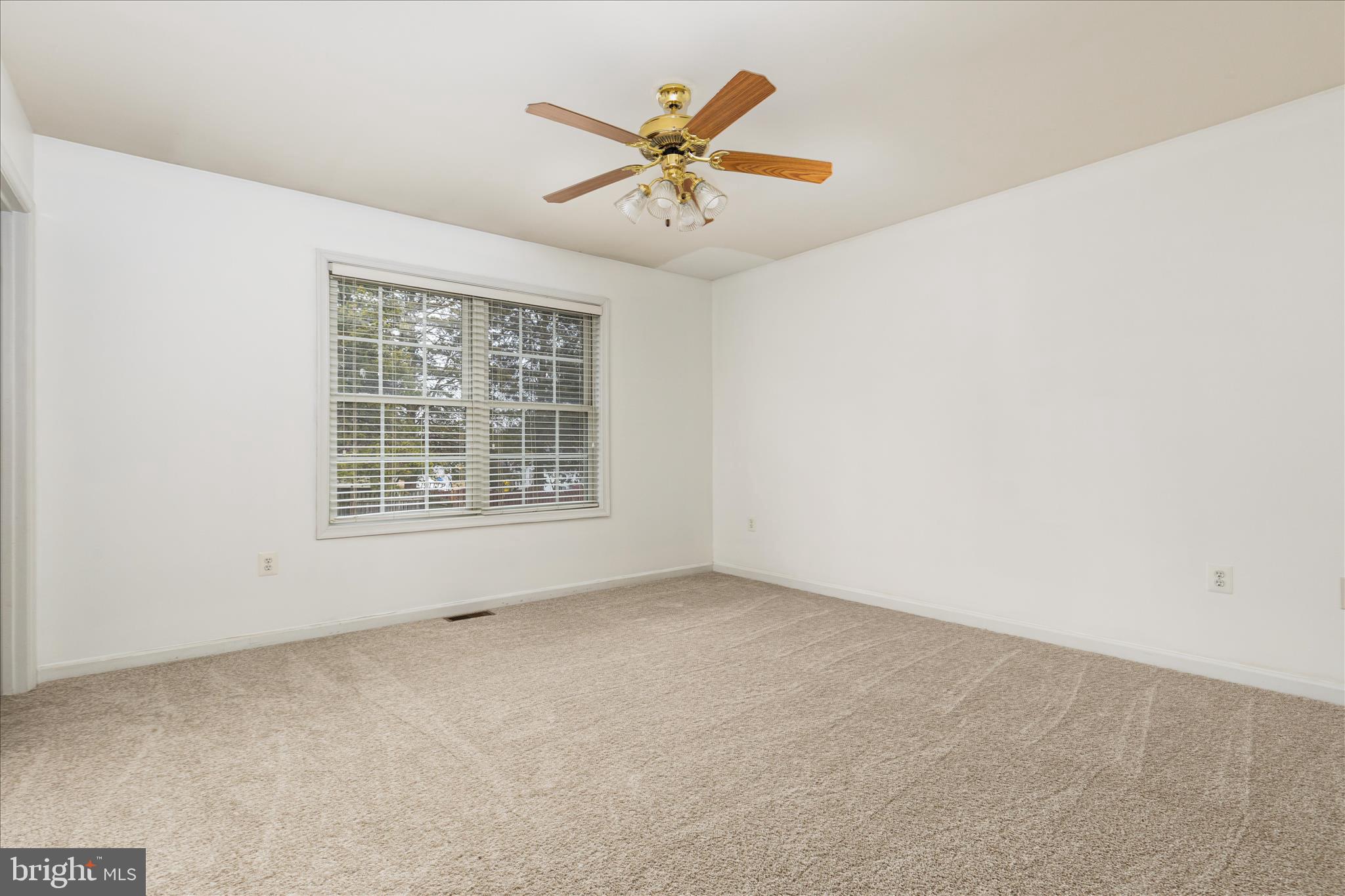 INWOOD MEADOWS - Residential