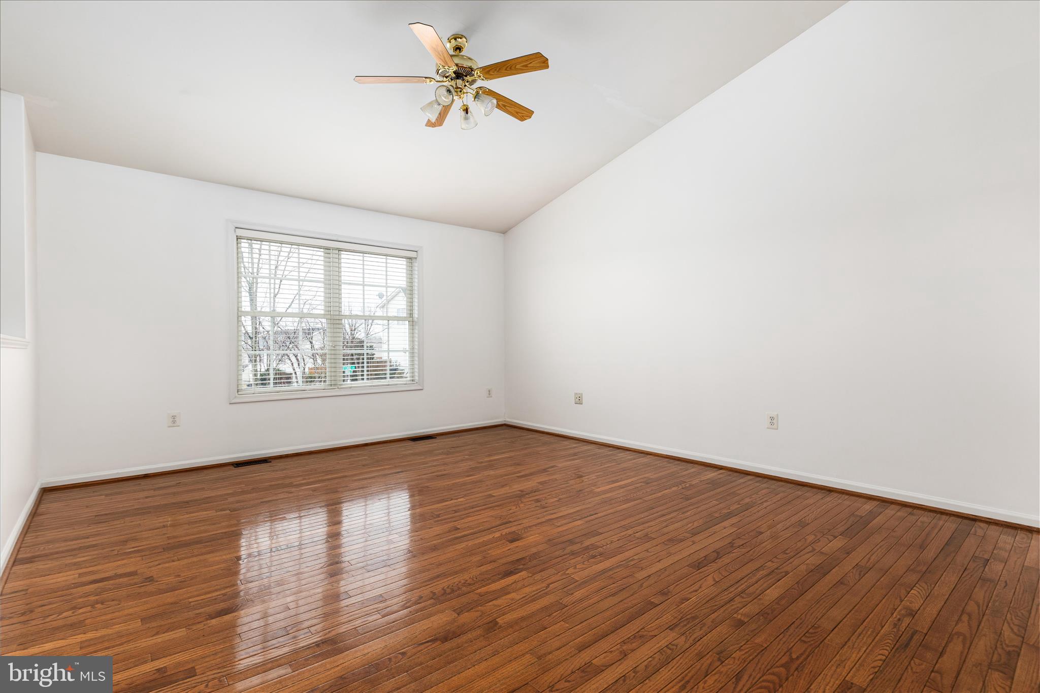 INWOOD MEADOWS - Residential