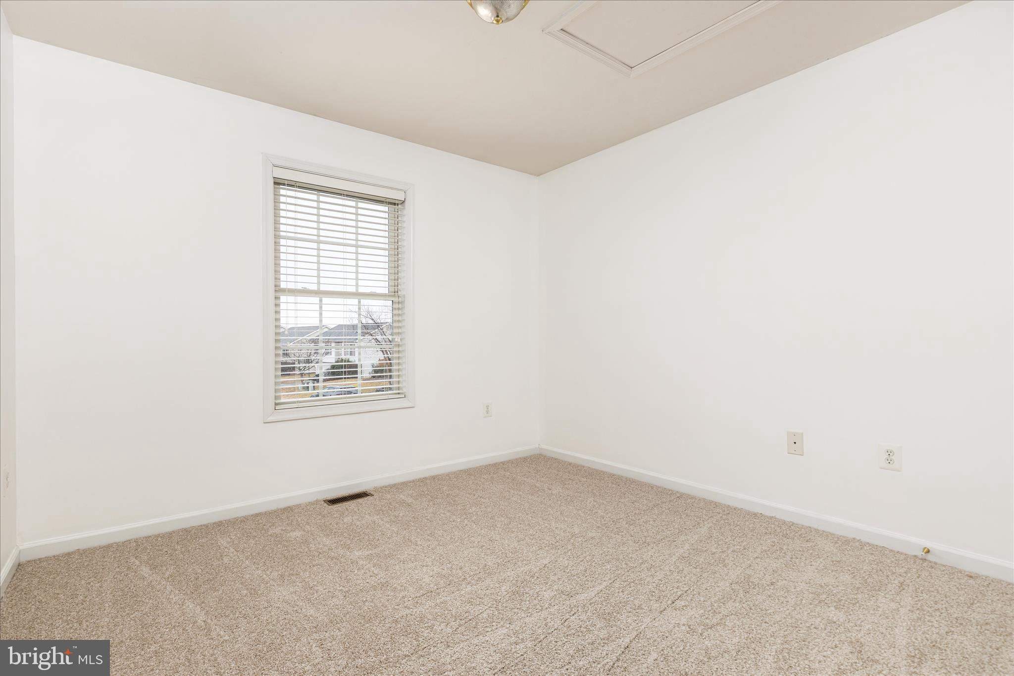 INWOOD MEADOWS - Residential