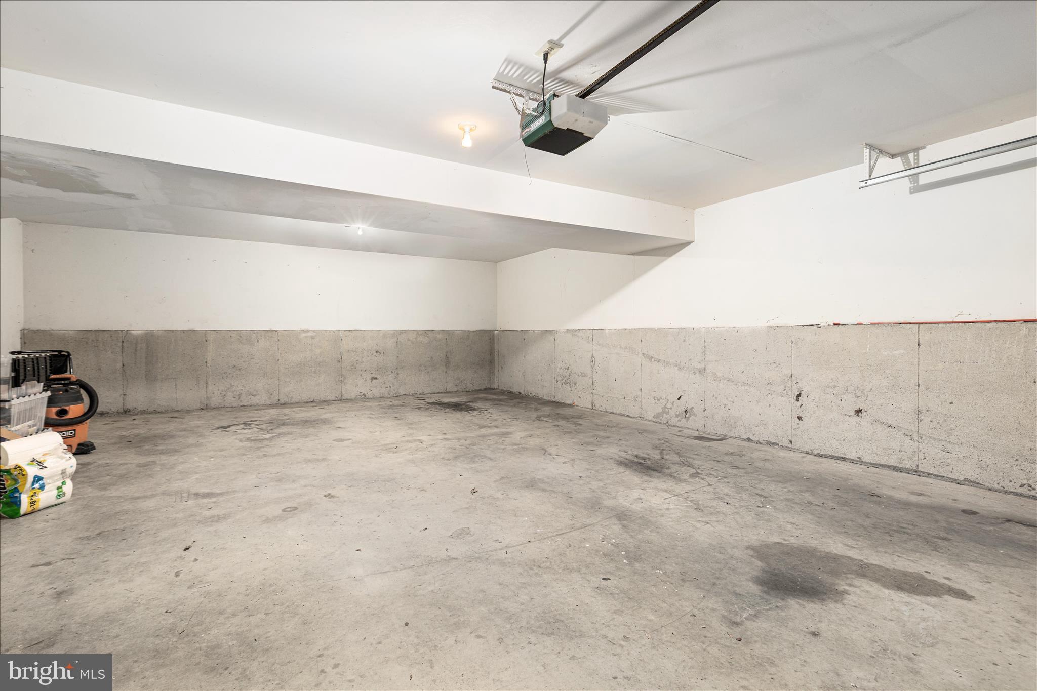 INWOOD MEADOWS - Residential