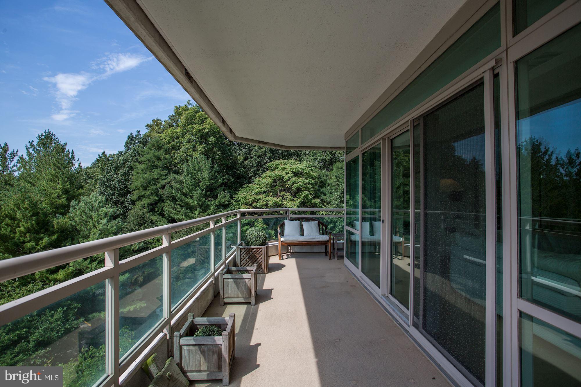 SOMERSET HOUSE CONDOS - Residential