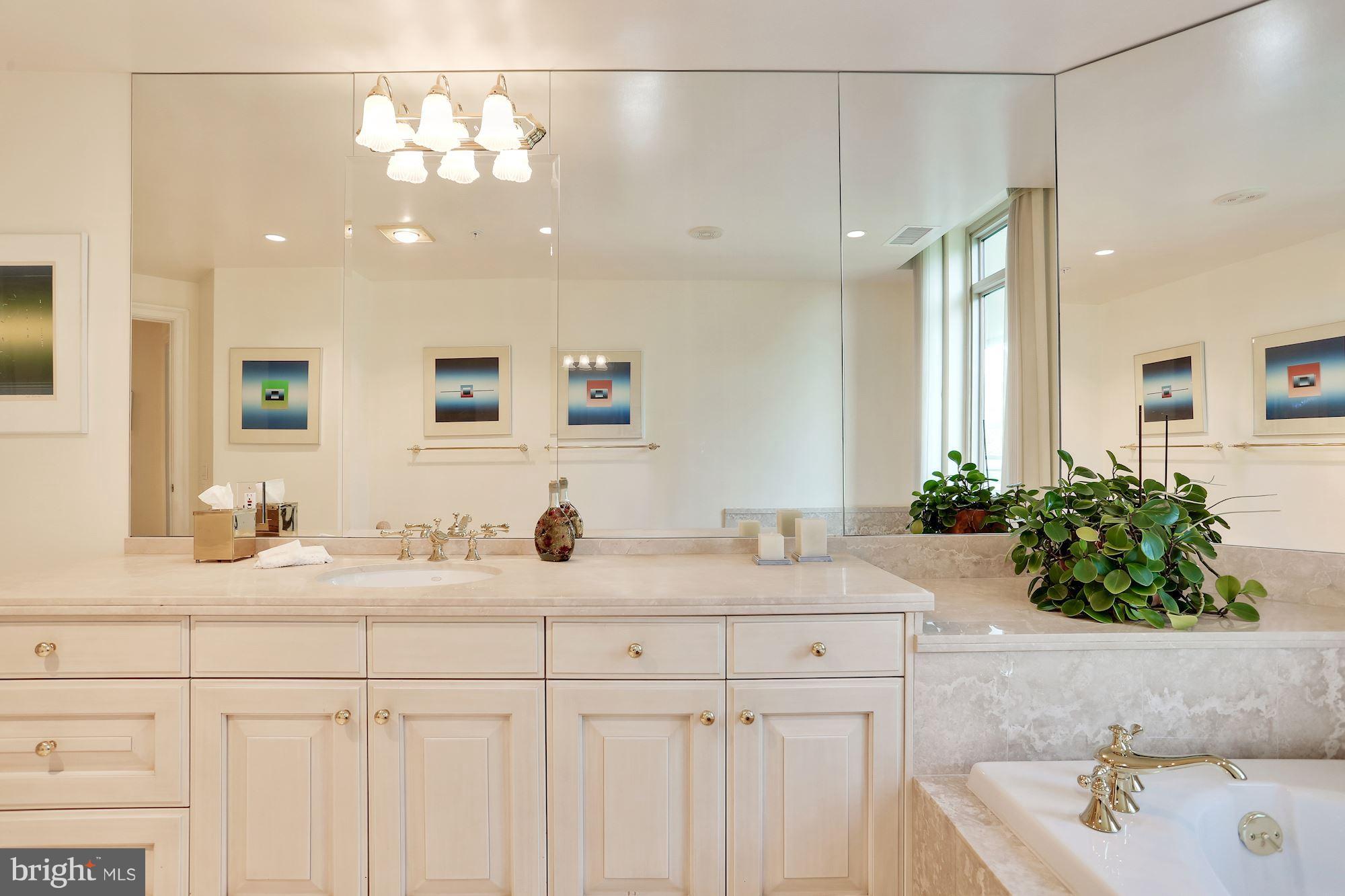 SOMERSET HOUSE CONDOS - Residential