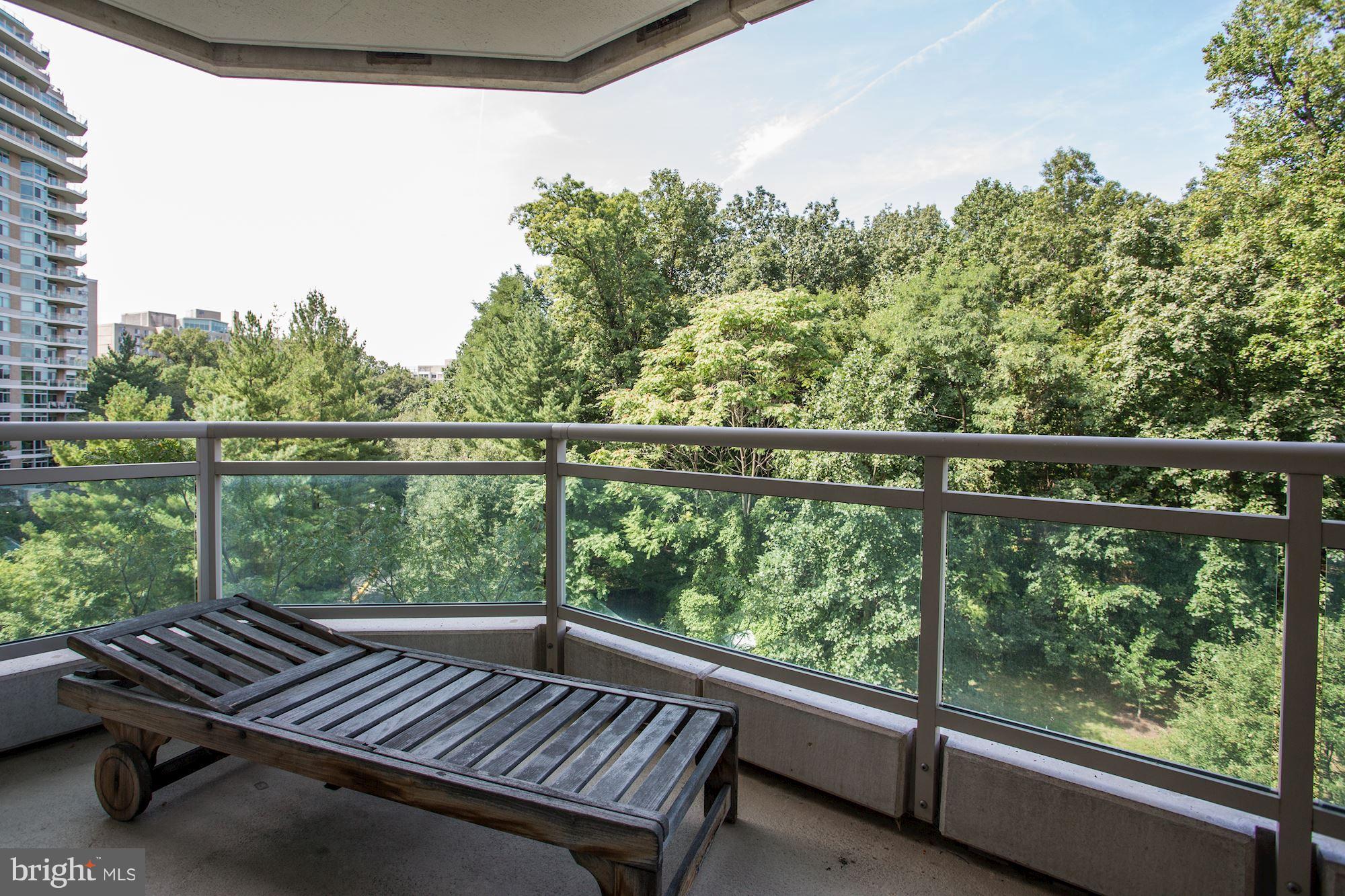 SOMERSET HOUSE CONDOS - Residential