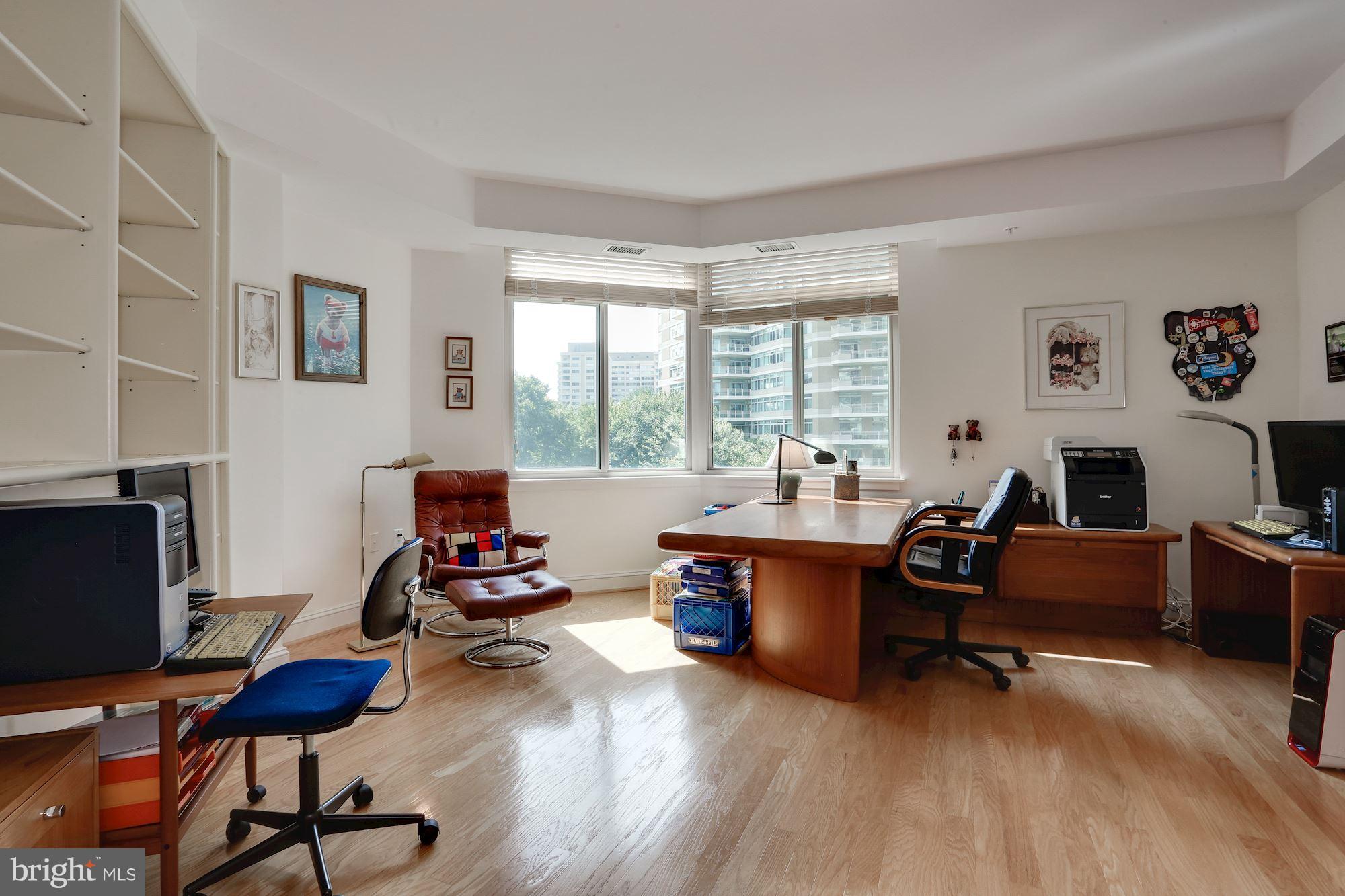 SOMERSET HOUSE CONDOS - Residential