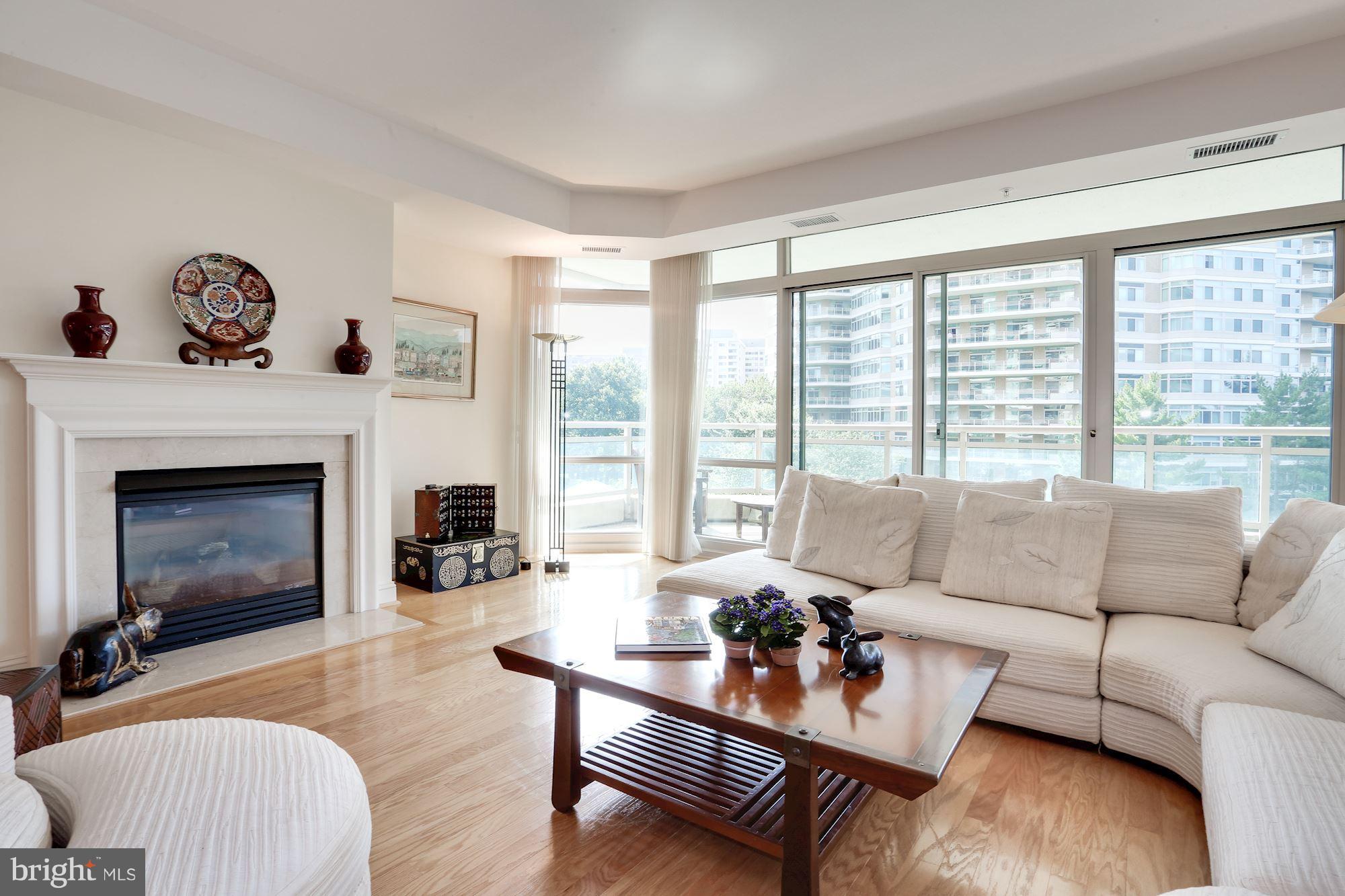 SOMERSET HOUSE CONDOS - Residential