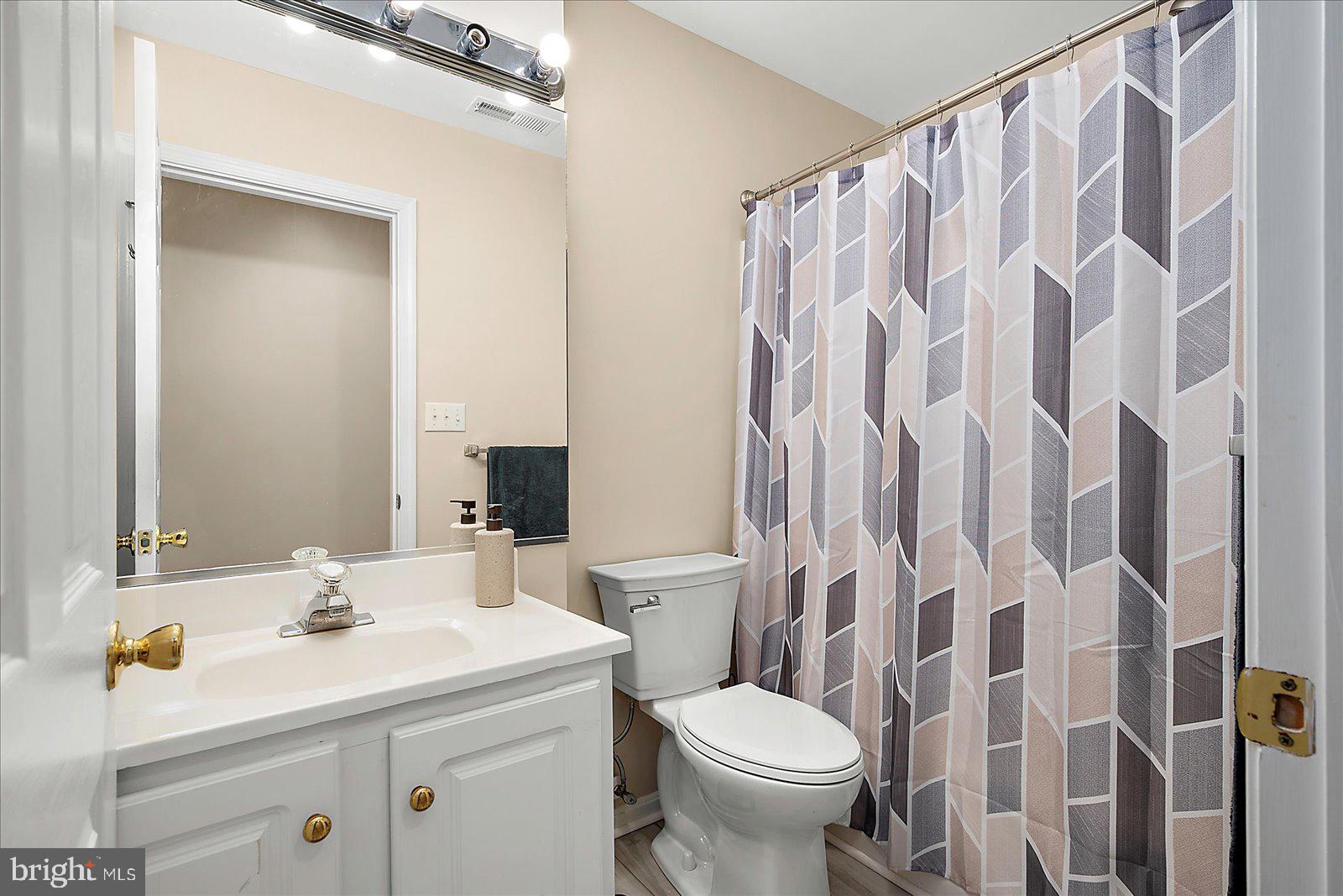 LITTLE SALISBURY - Residential