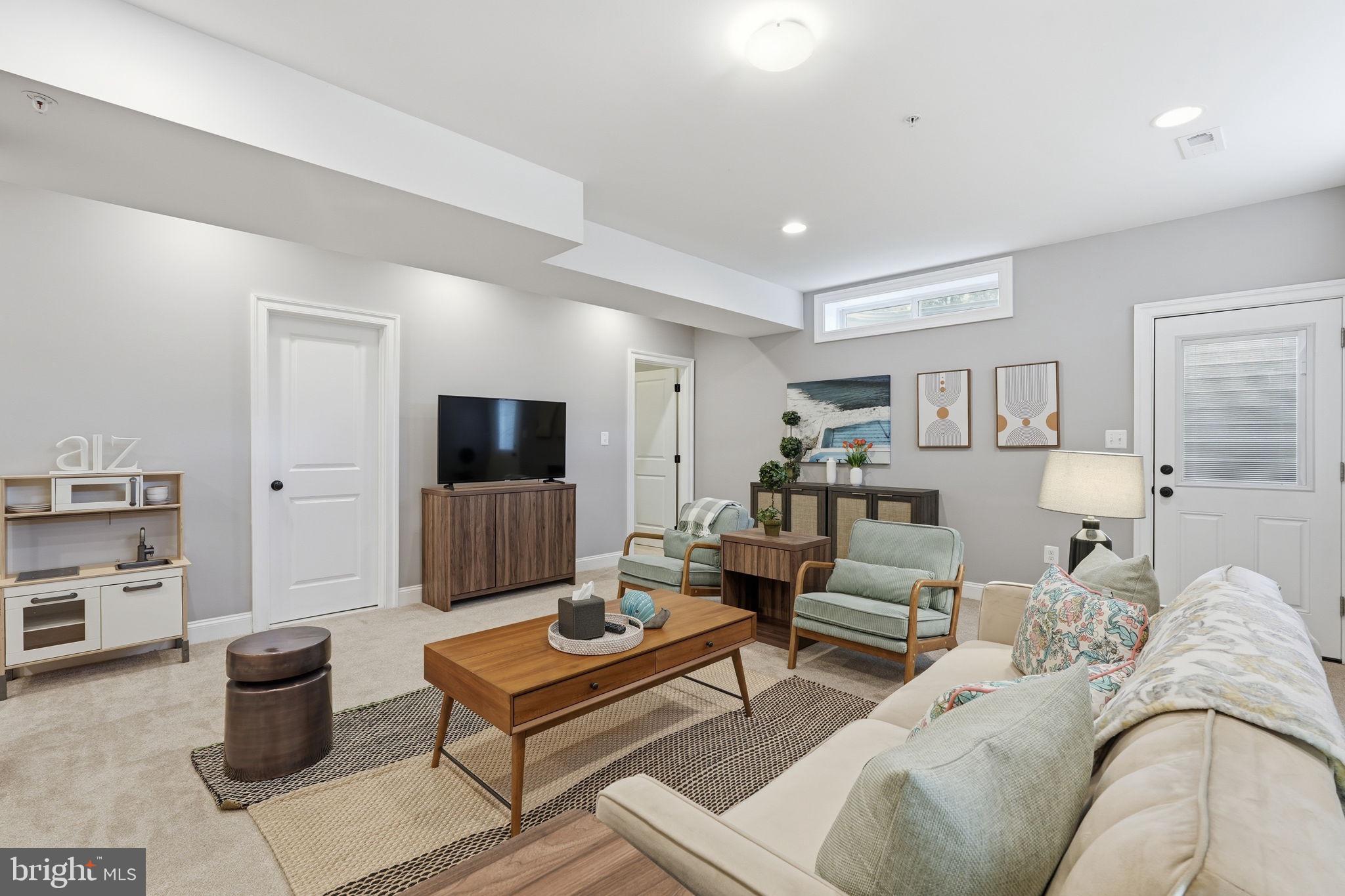 LINCOLN PARK - Residential