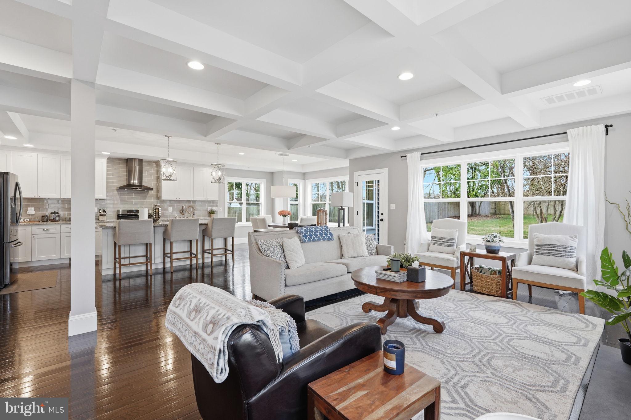LINCOLN PARK - Residential