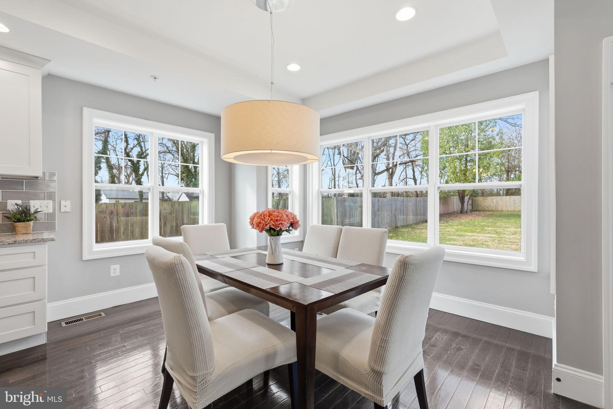 LINCOLN PARK - Residential