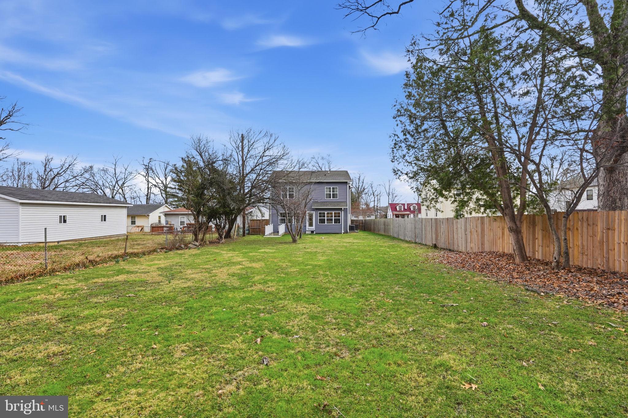 LINCOLN PARK - Residential