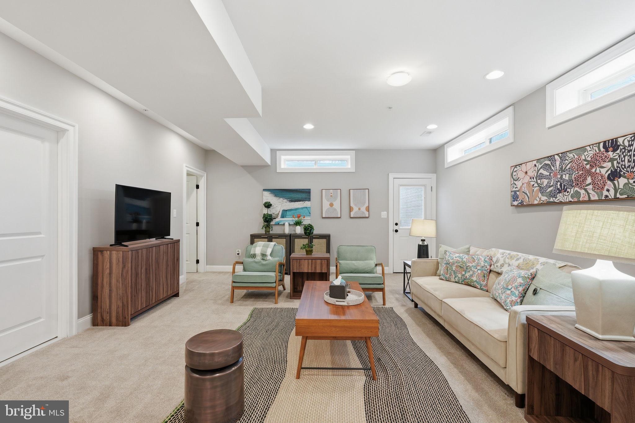 LINCOLN PARK - Residential