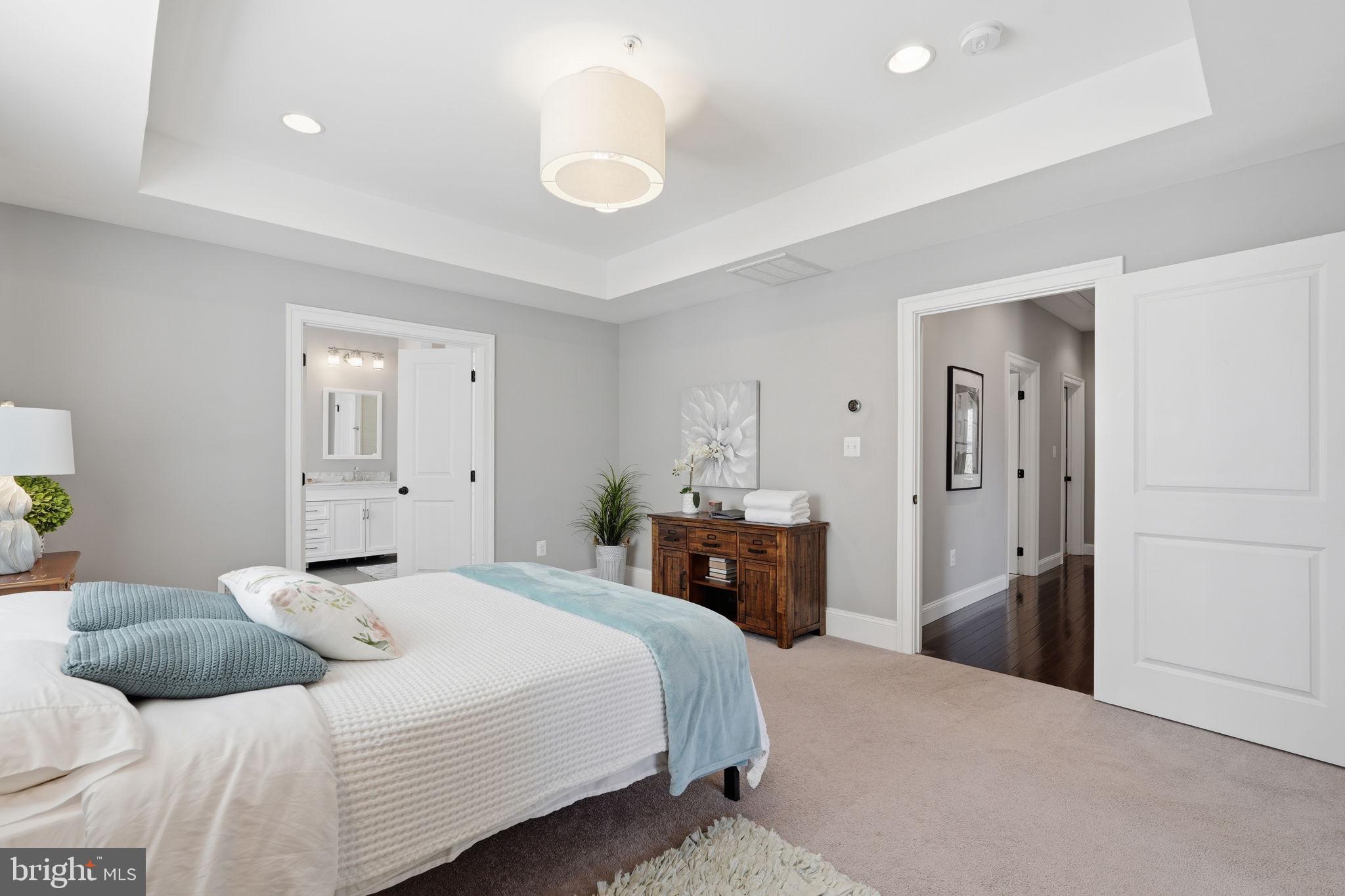 LINCOLN PARK - Residential
