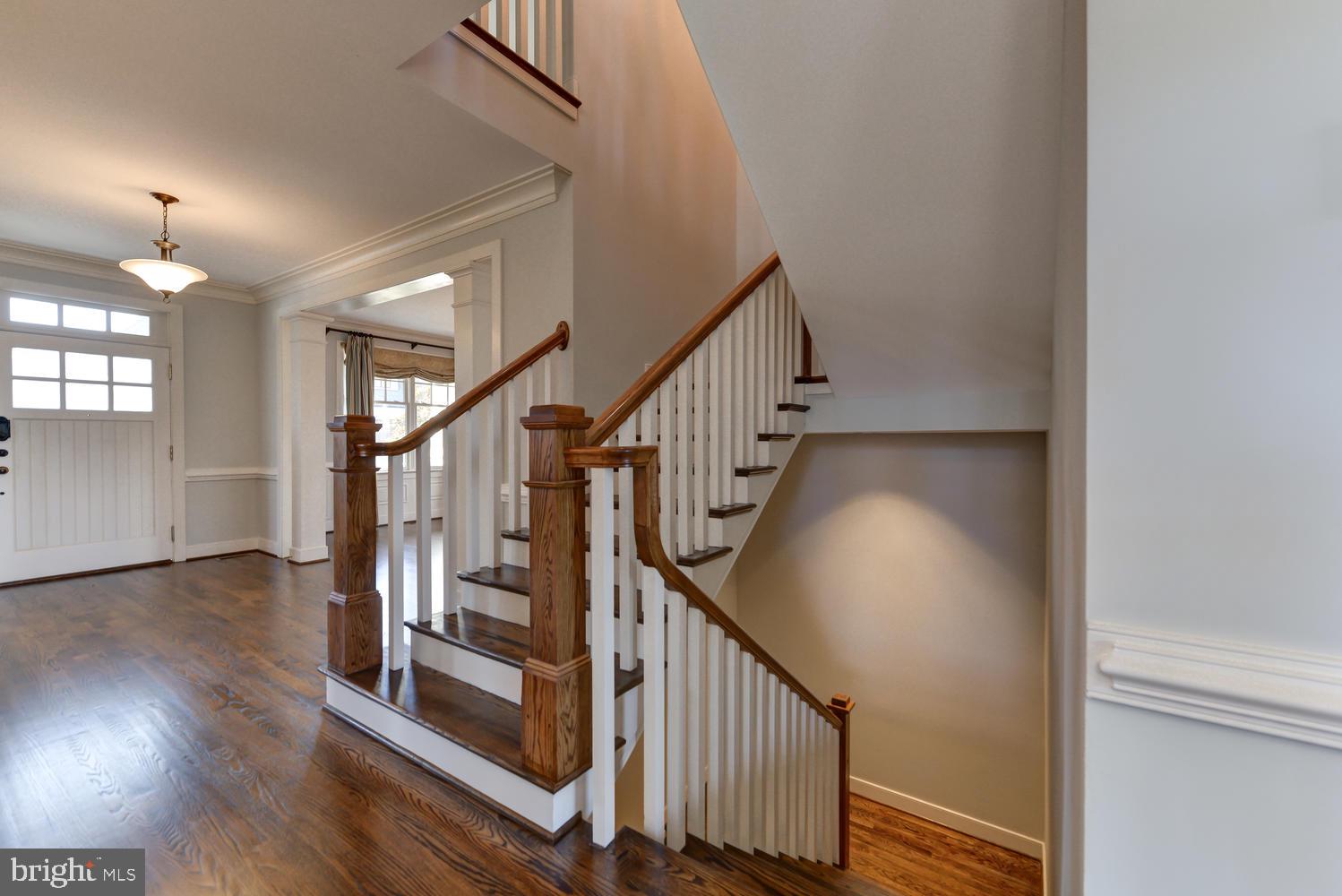 THE WILLIAMSBURG - Residential